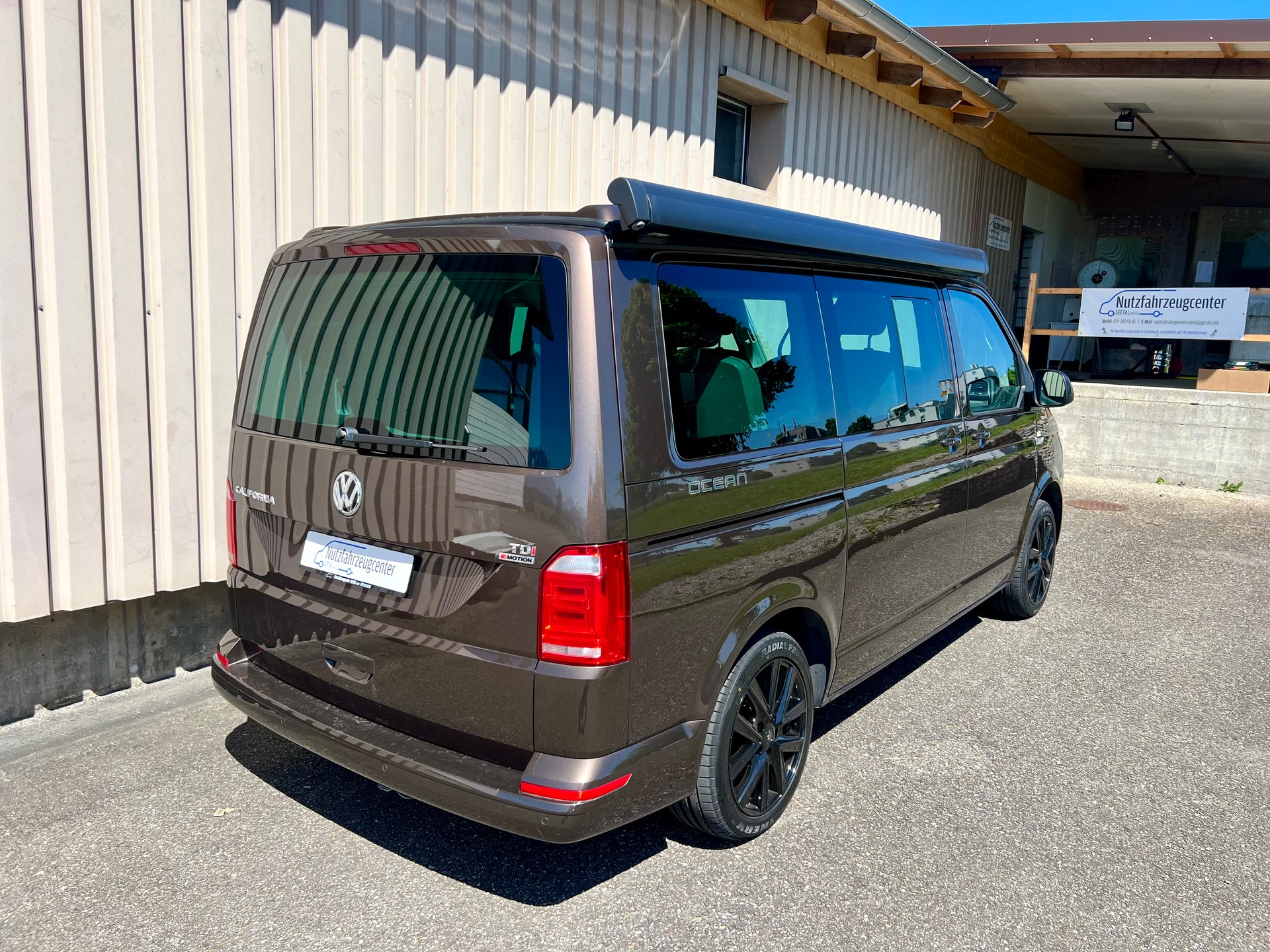 VW T6 California 2.0 TDI Ocean Liberty 4Motion DSG by Nutzfahrzeugcenter Seetal-image-8