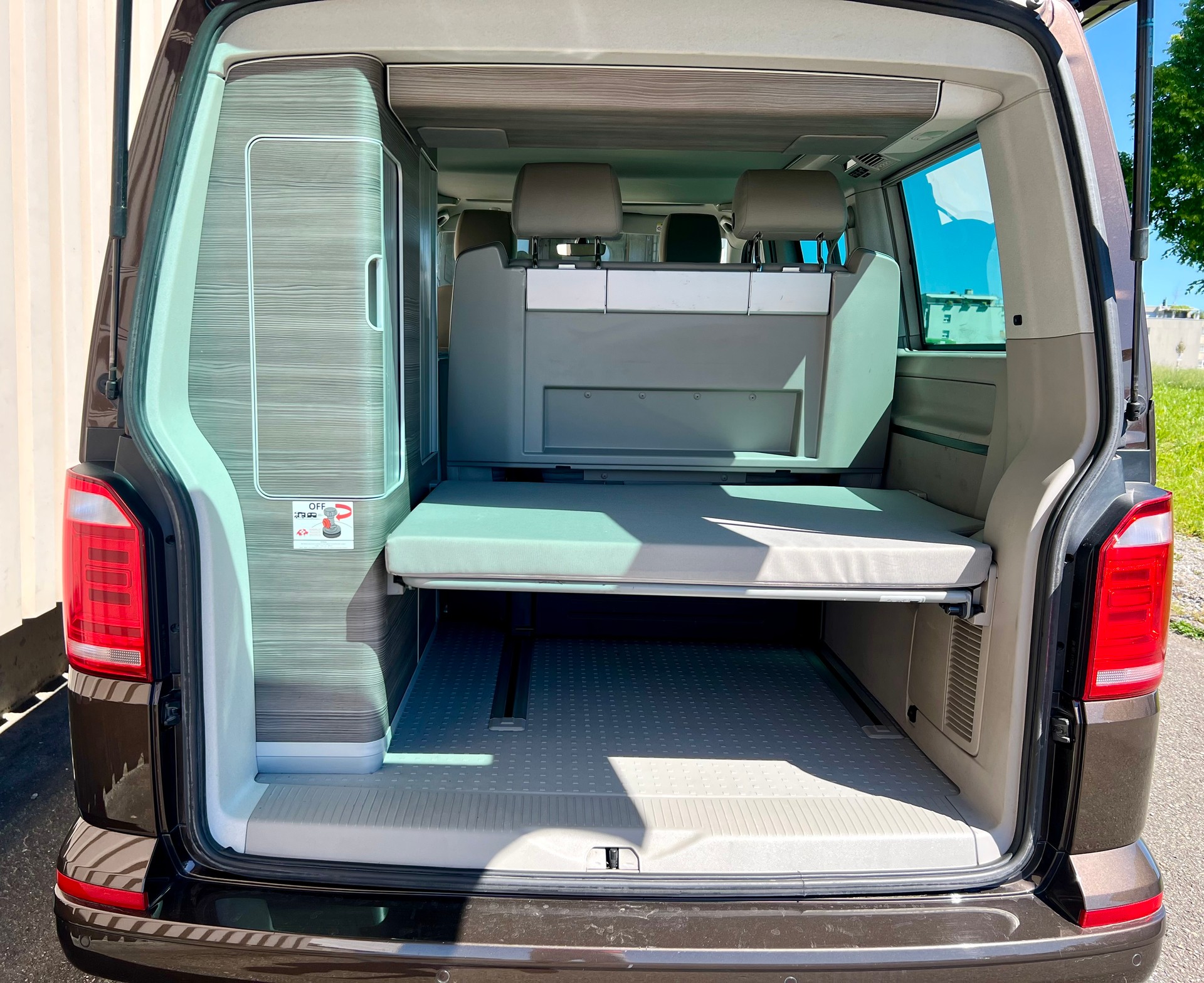 VW T6 California 2.0 TDI Ocean Liberty 4Motion DSG by Nutzfahrzeugcenter Seetal-image-15