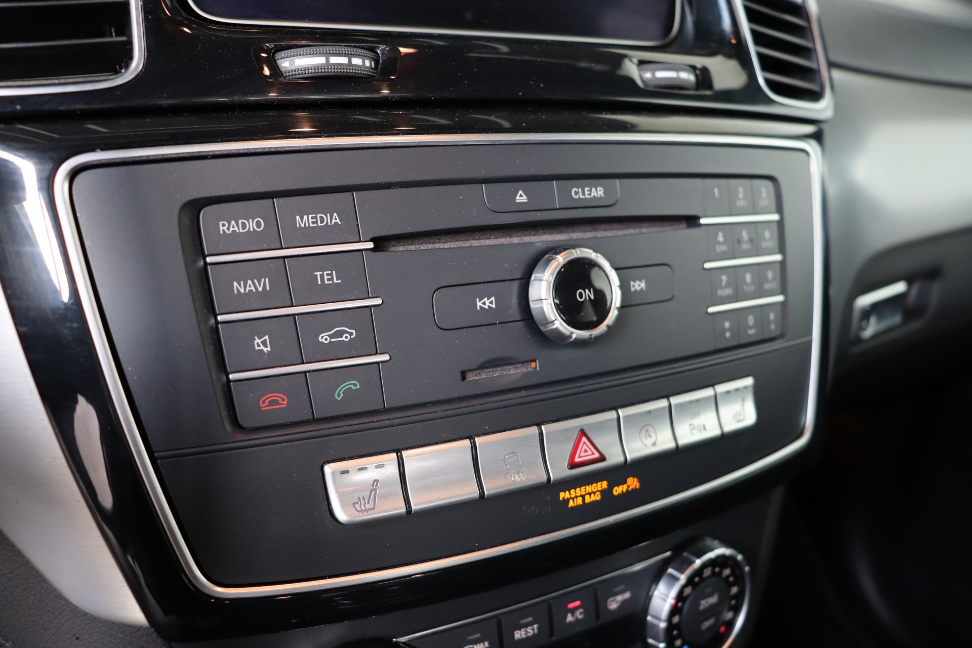 MERCEDES-BENZ GLE 350 d Executive 4Matic 9G-Tronic-image-22