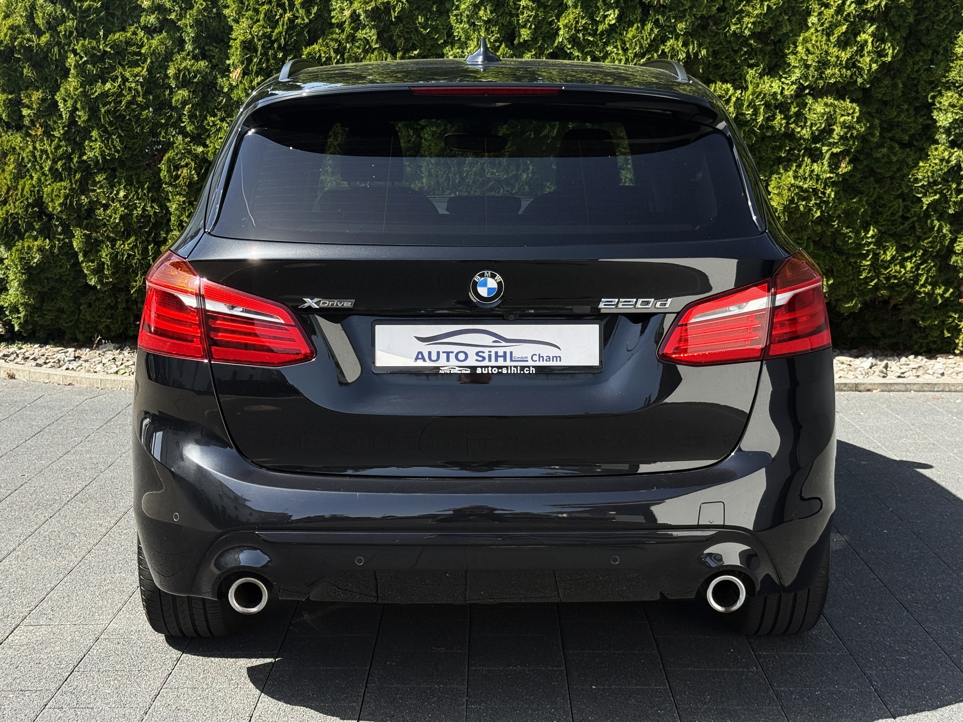 BMW 220d xDrive Active Tourer Steptronic / Gratis Service-image-13