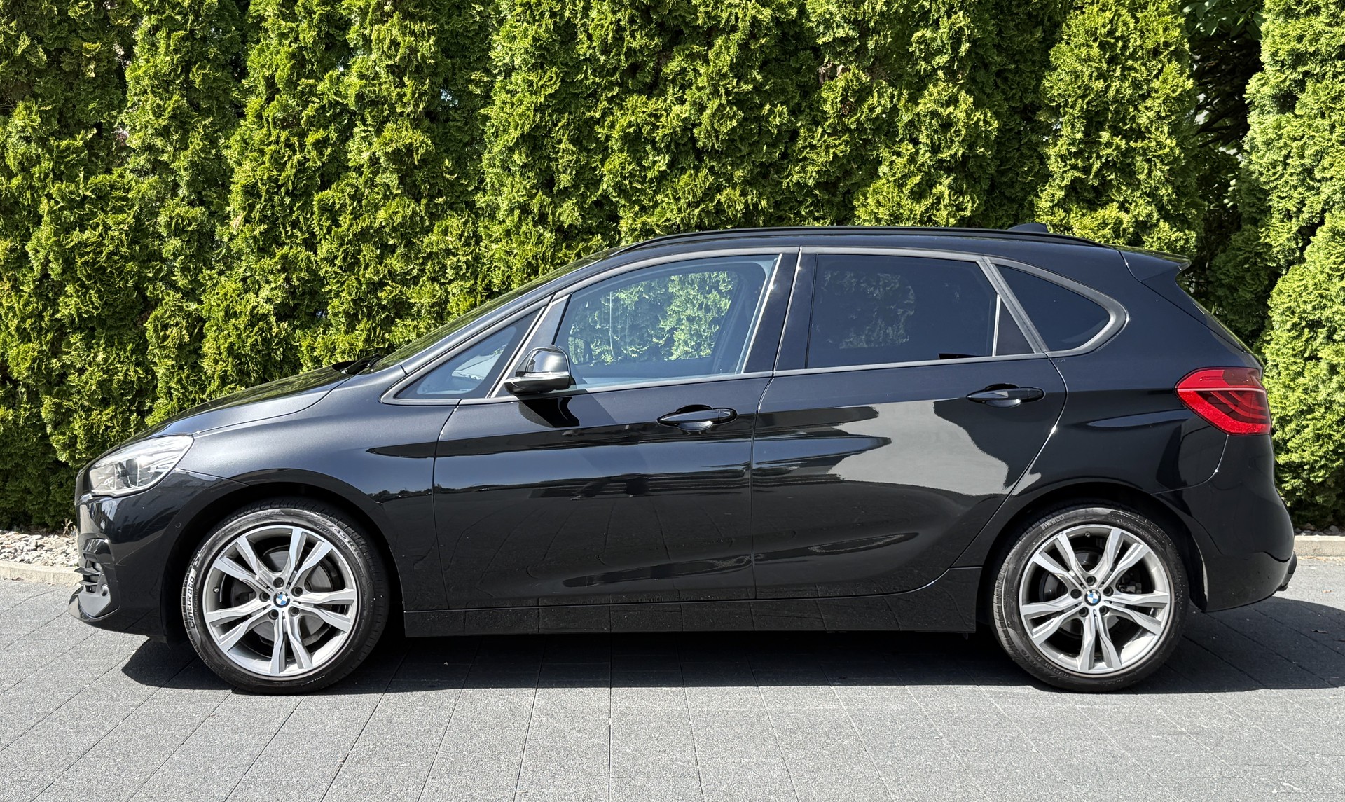 BMW 220d xDrive Active Tourer Steptronic / Gratis Service-image-6