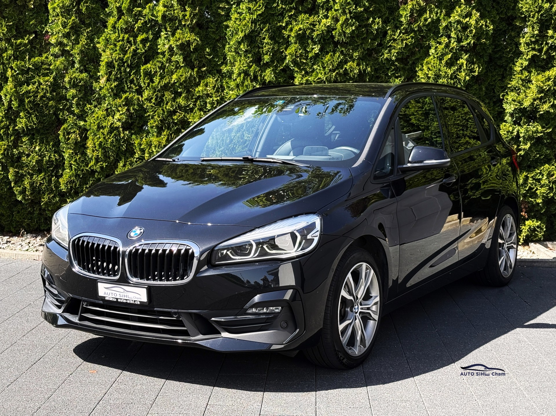 BMW 220d xDrive Active Tourer Steptronic / Gratis Service