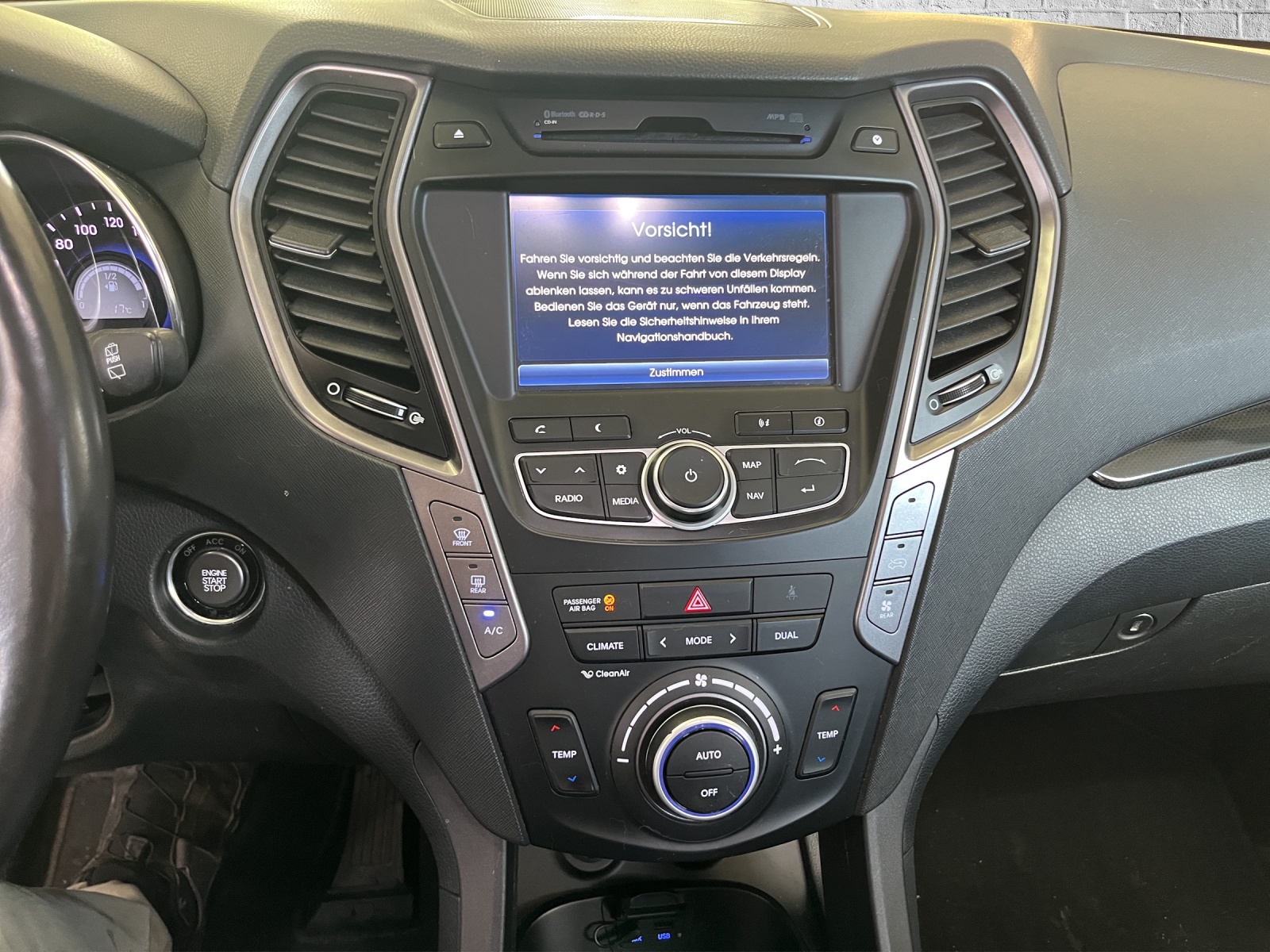 HYUNDAI Grand Santa Fe 2.2 CRDI Premium 4WD-image-10