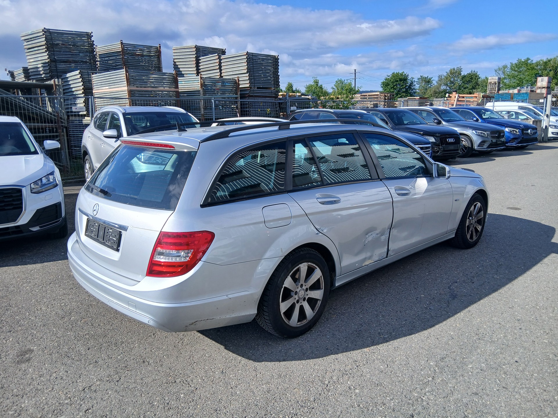 MERCEDES-BENZ C 180 BlueEfficiency 7G-Tronic-image-6