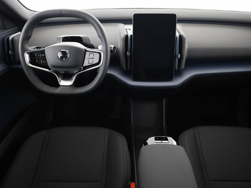VOLVO EX 30 Cross Country P8 Twin Performance AWD-image-28