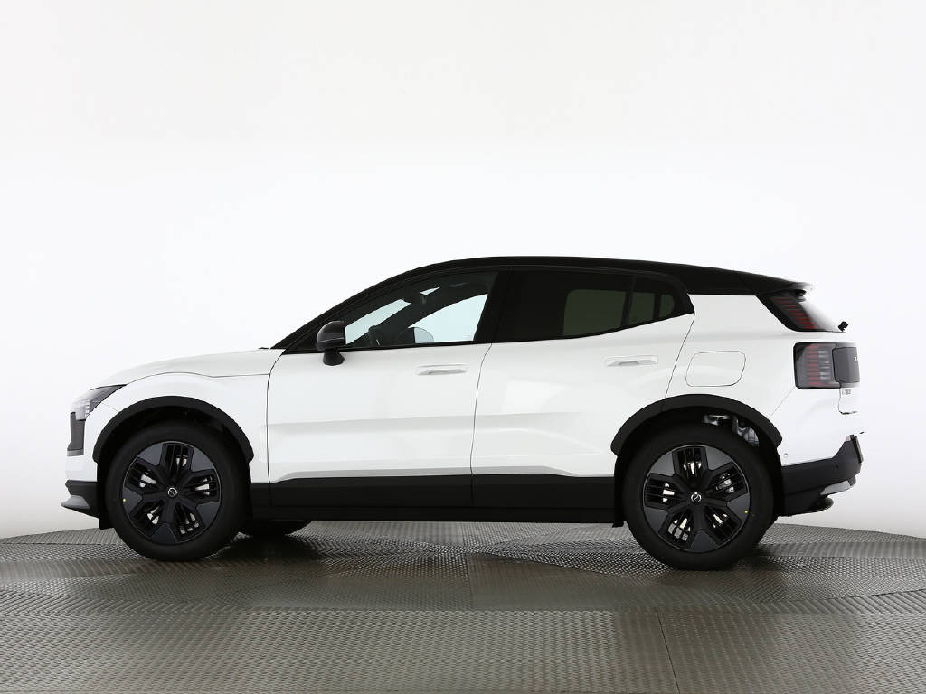 VOLVO EX 30 Cross Country P8 Twin Performance AWD-image-5