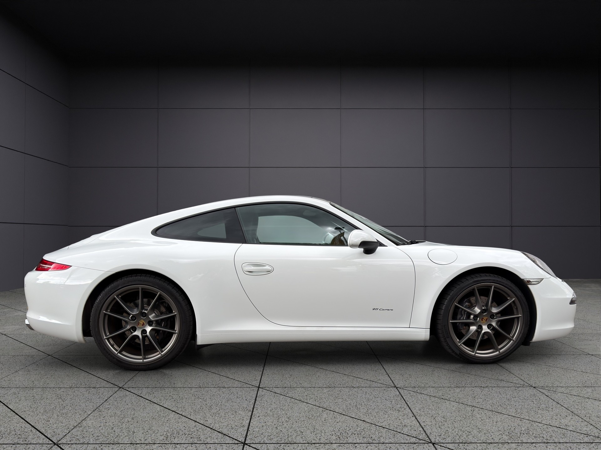 PORSCHE 911 Cabrio Carrera PDK-showroom-element-1