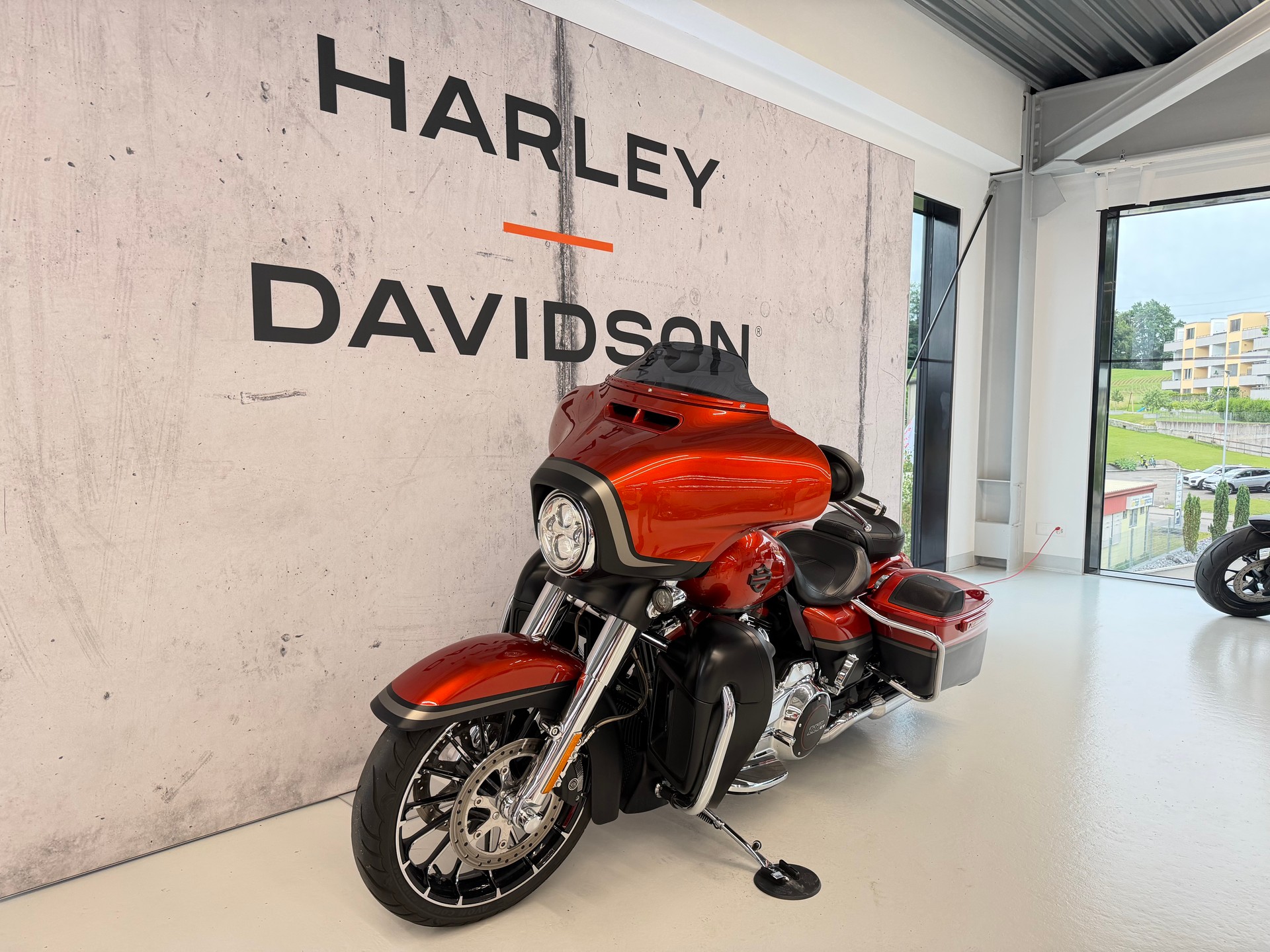 HARLEY-DAVIDSON FLHXSE Street Glide ABS CVO 117-image-4