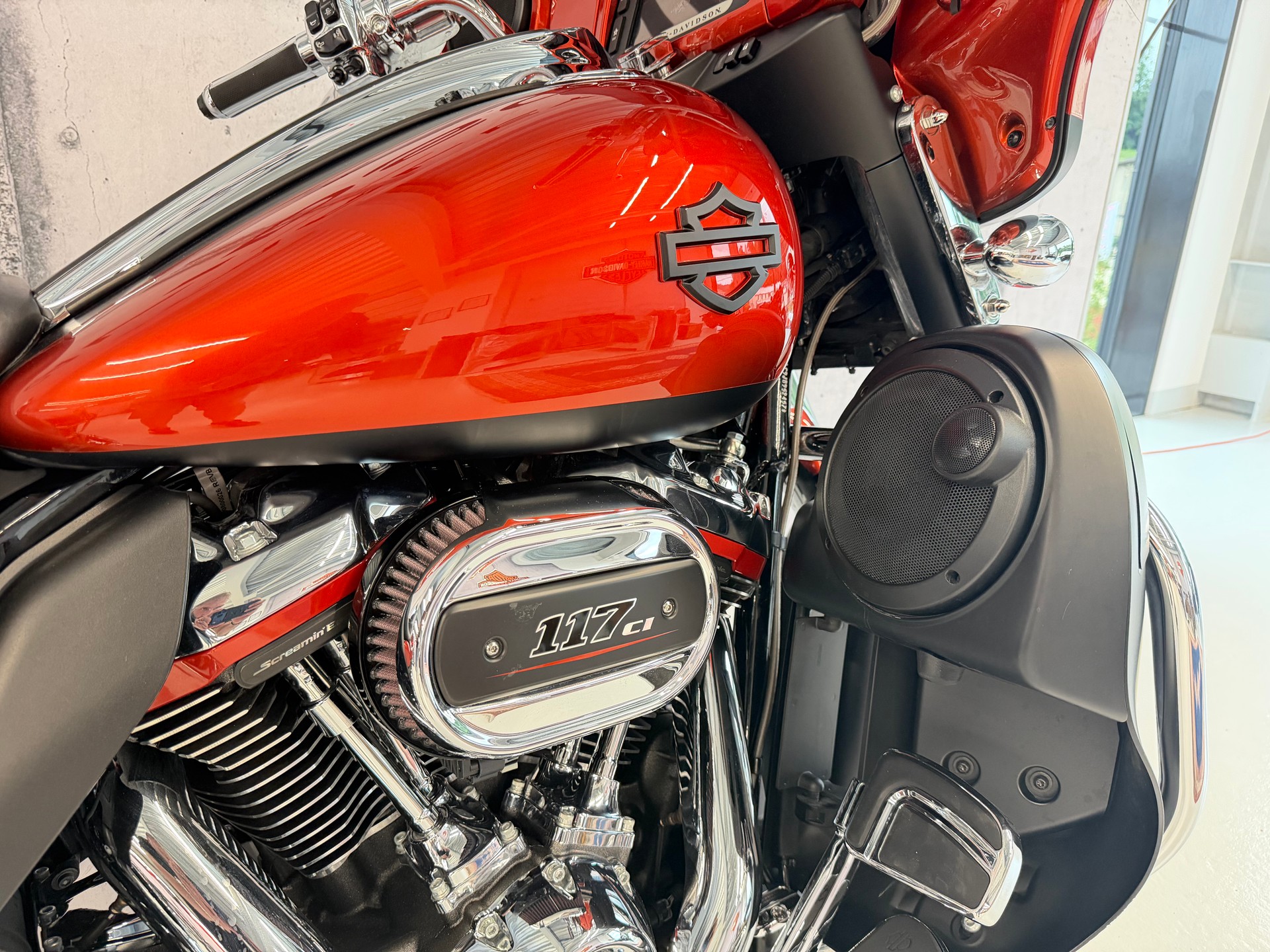 HARLEY-DAVIDSON FLHXSE Street Glide ABS CVO 117-image-6