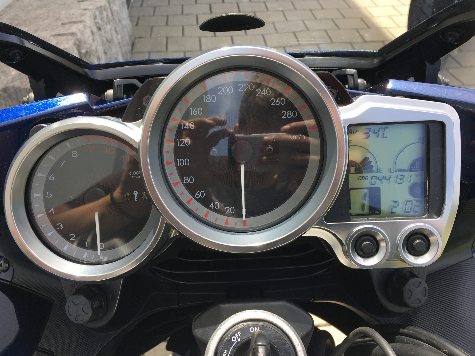 YAMAHA FJR 1300-image-6