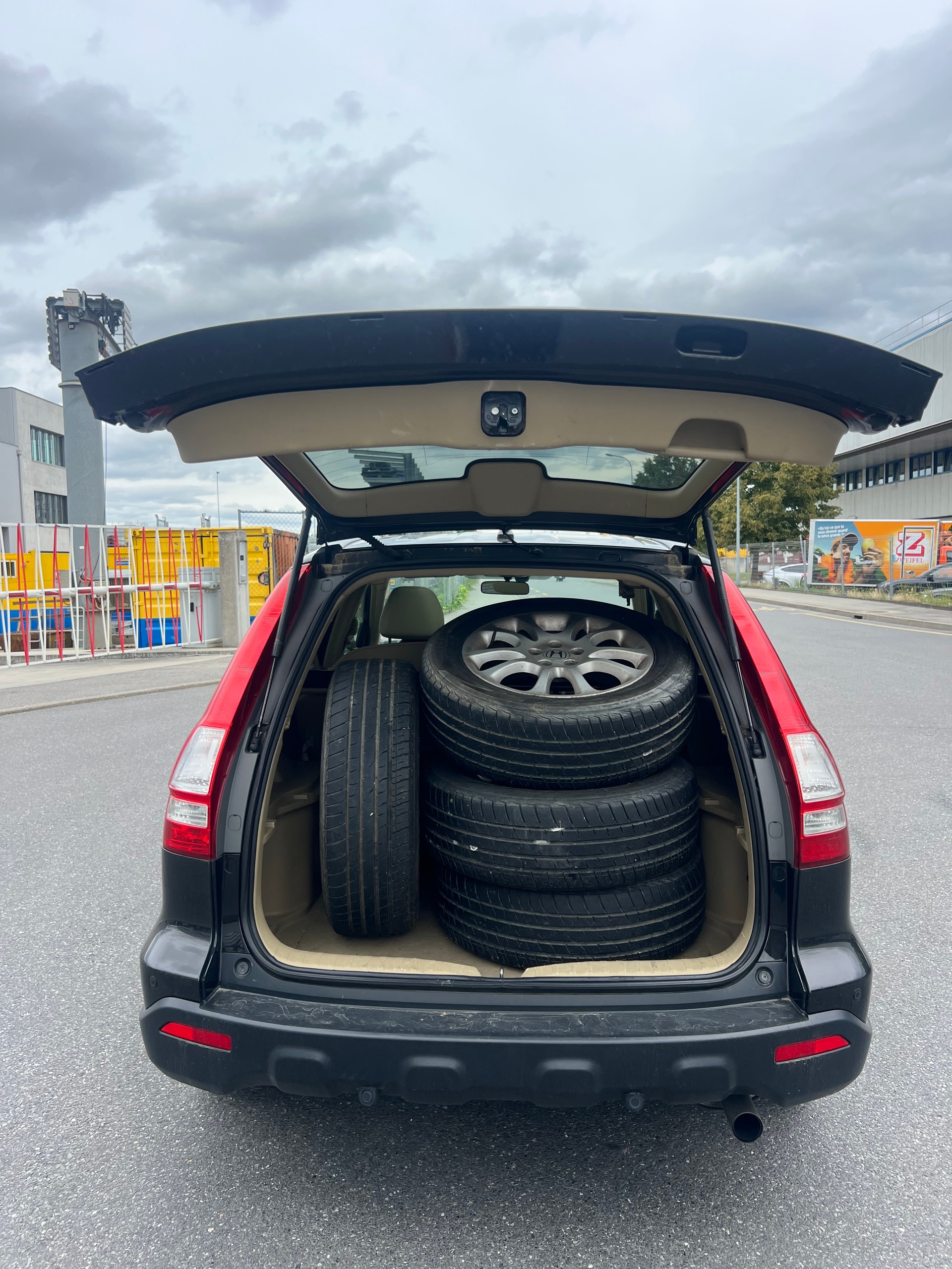 HONDA CR-V 2.0 4WD Executive-image-15