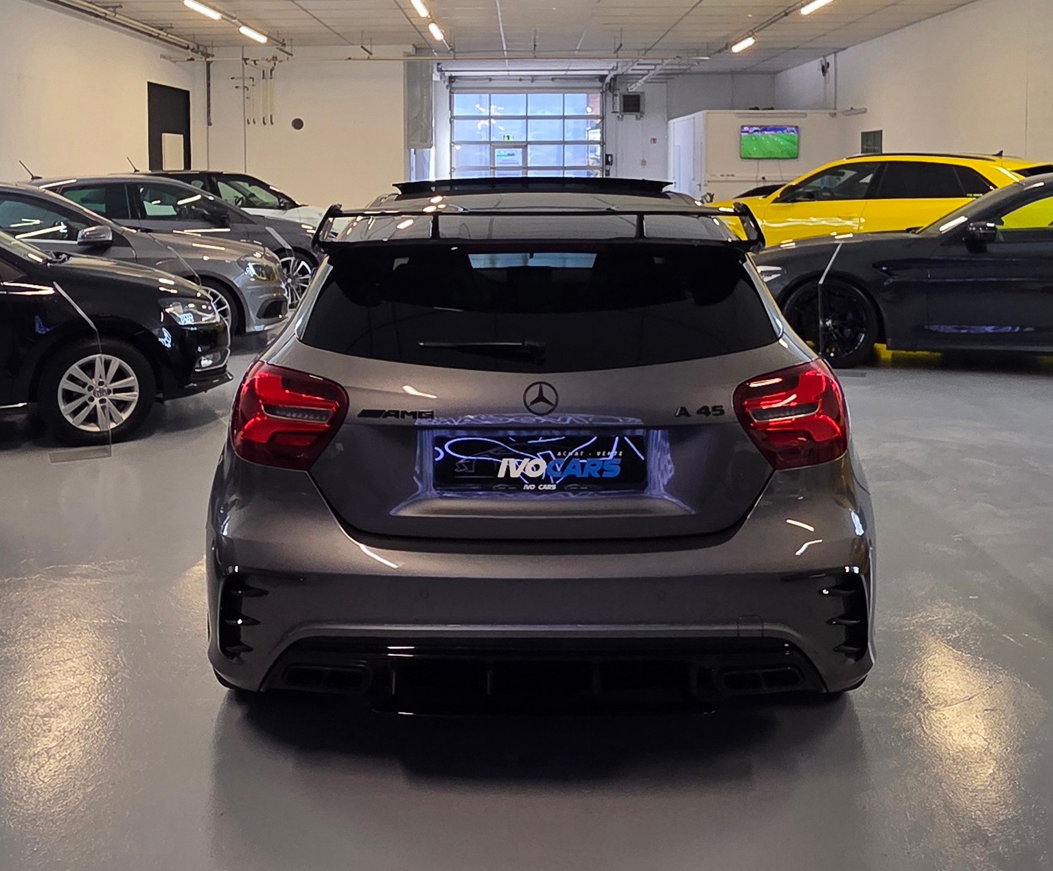 MERCEDES-BENZ A 45 AMG 4Matic Speedshift 7G-DCT-image-3
