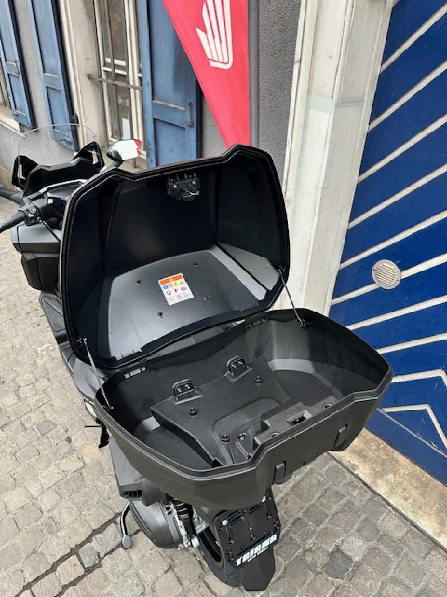 HONDA NSS 350 Forza Smart Top Box Modell 2026 mit TFT Diyplay-image-7