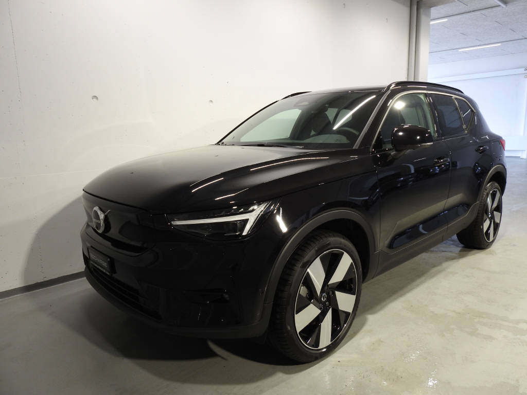 VOLVO EX40 Twin Black Edition AWD