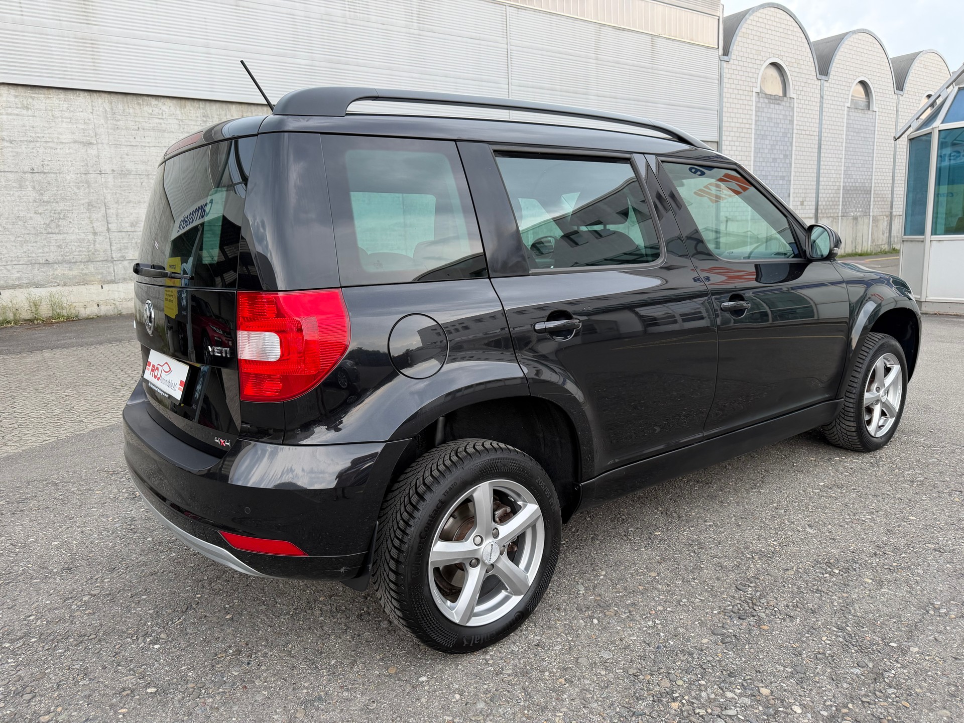 SKODA Yeti 2.0 TDI Ambition 4x4 DSG-image-4