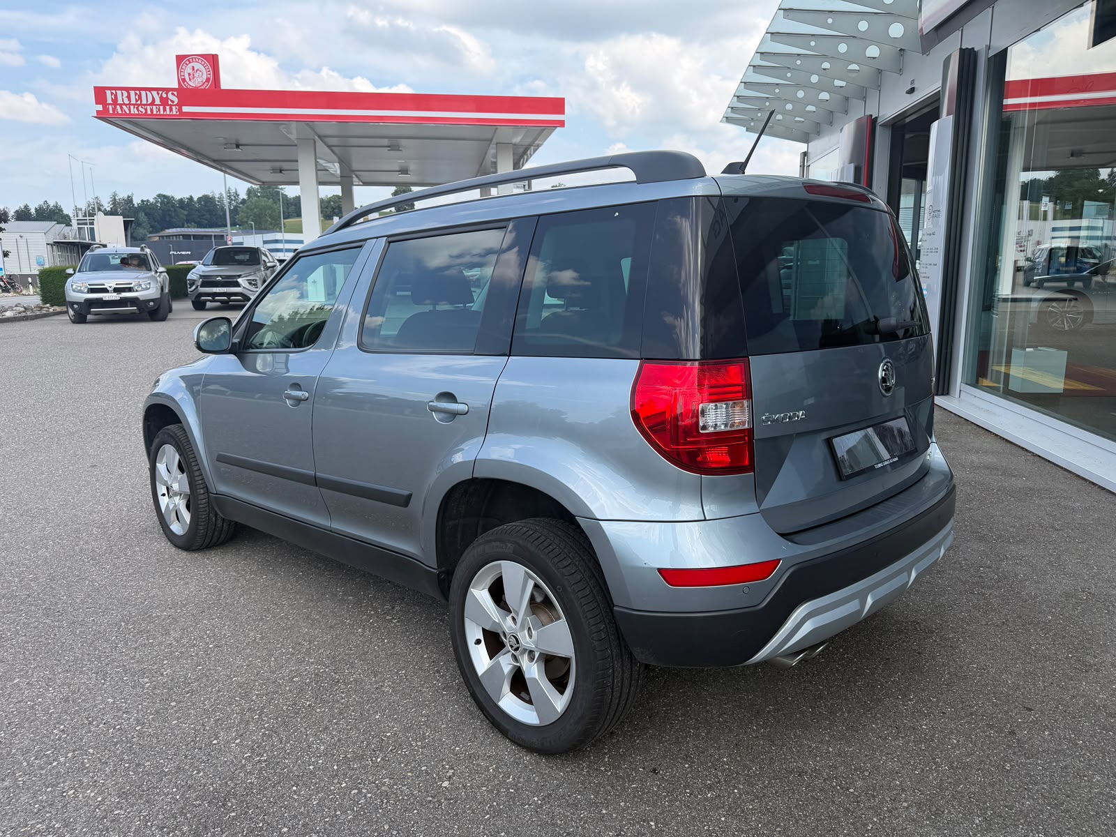 SKODA Yeti 2.0 TDI Outdoor Swiss Joy 4x4 DSG-showroom-element-2