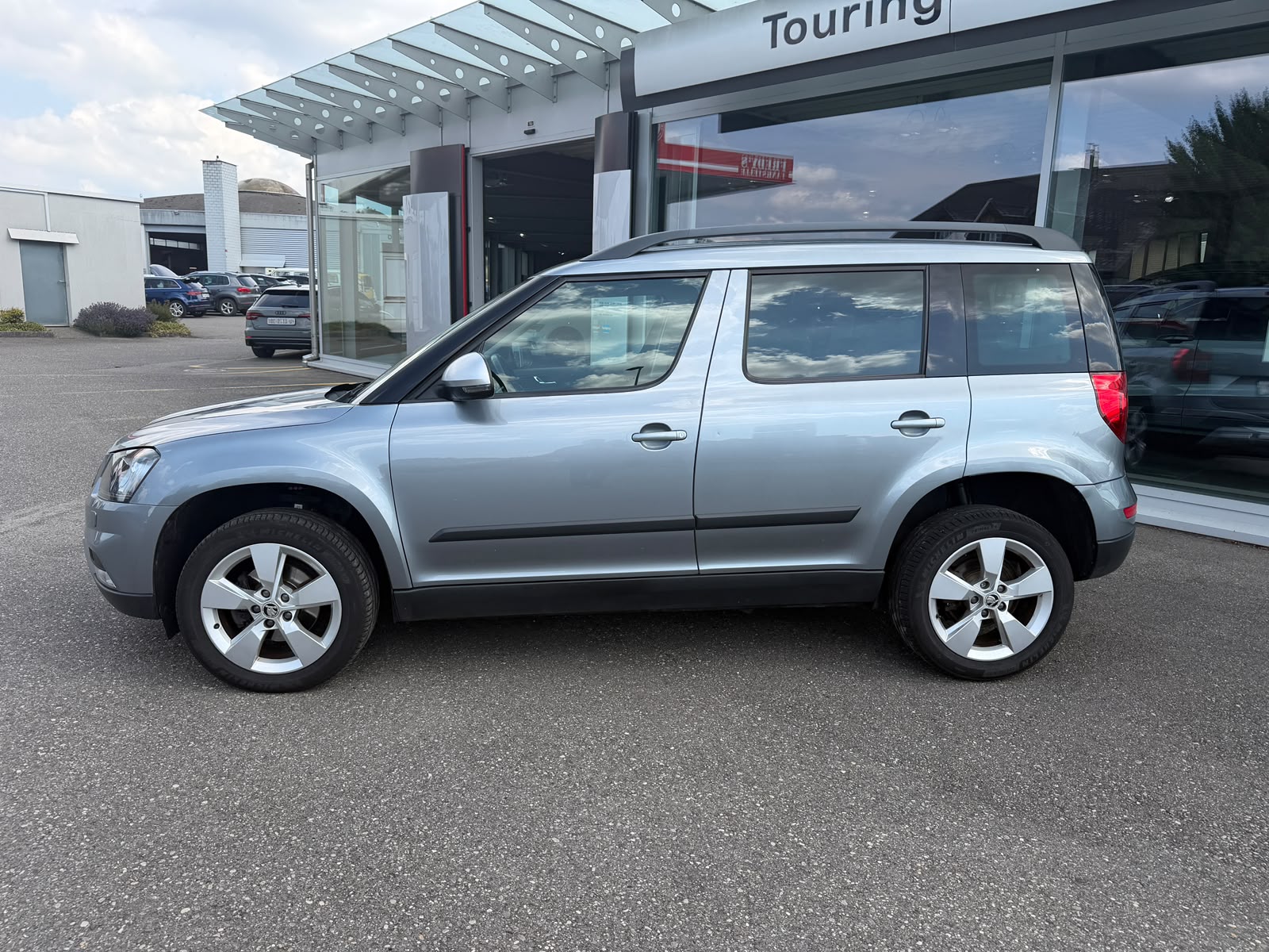 SKODA Yeti 2.0 TDI Outdoor Swiss Joy 4x4 DSG-showroom-element-1