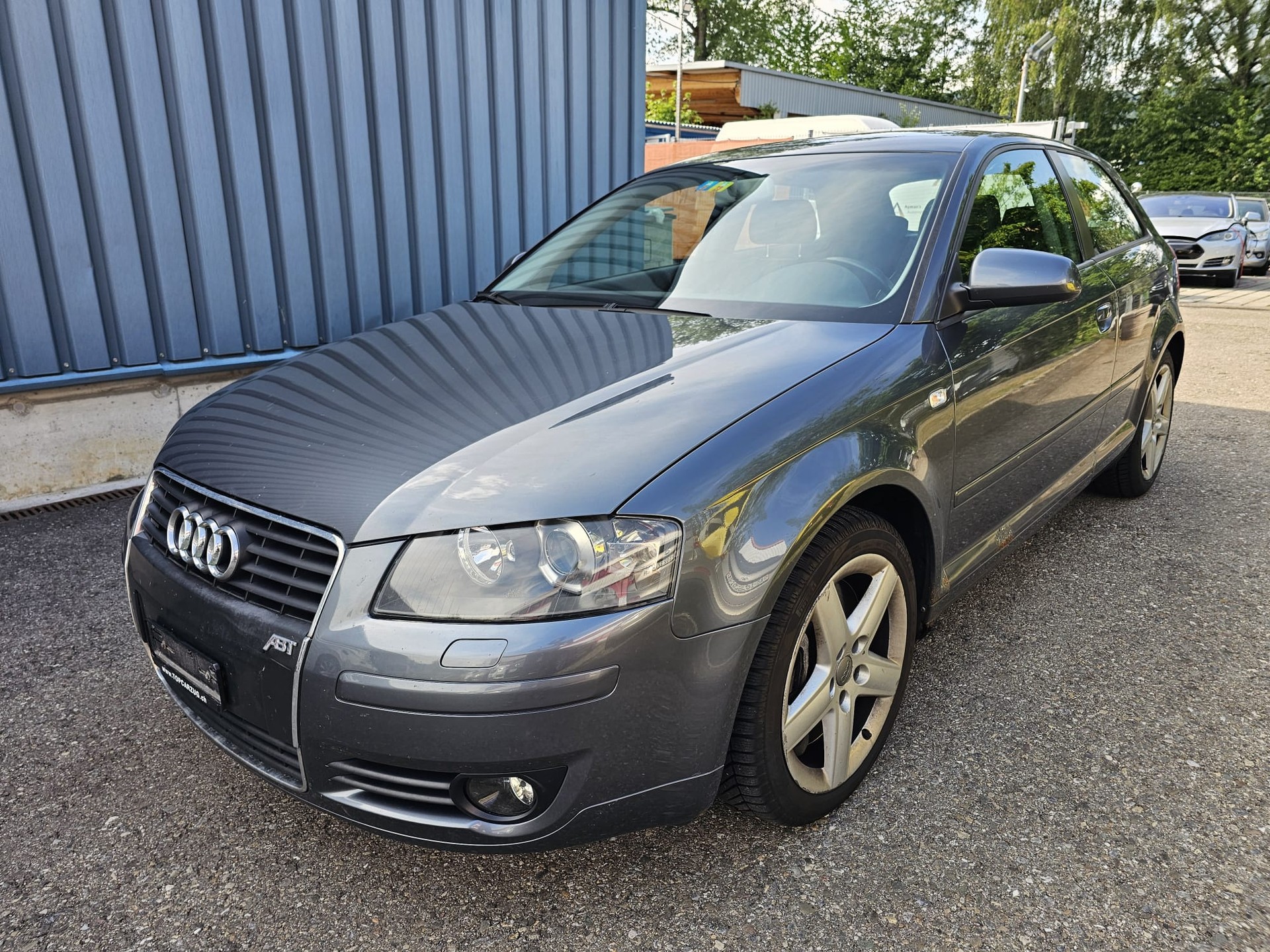 AUDI A3 3.2 Ambition V6 quattro-image-1