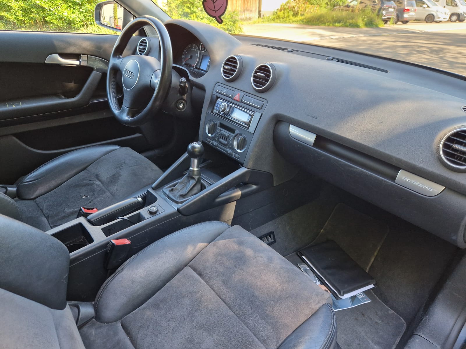 AUDI A3 3.2 Ambition V6 quattro-image-8