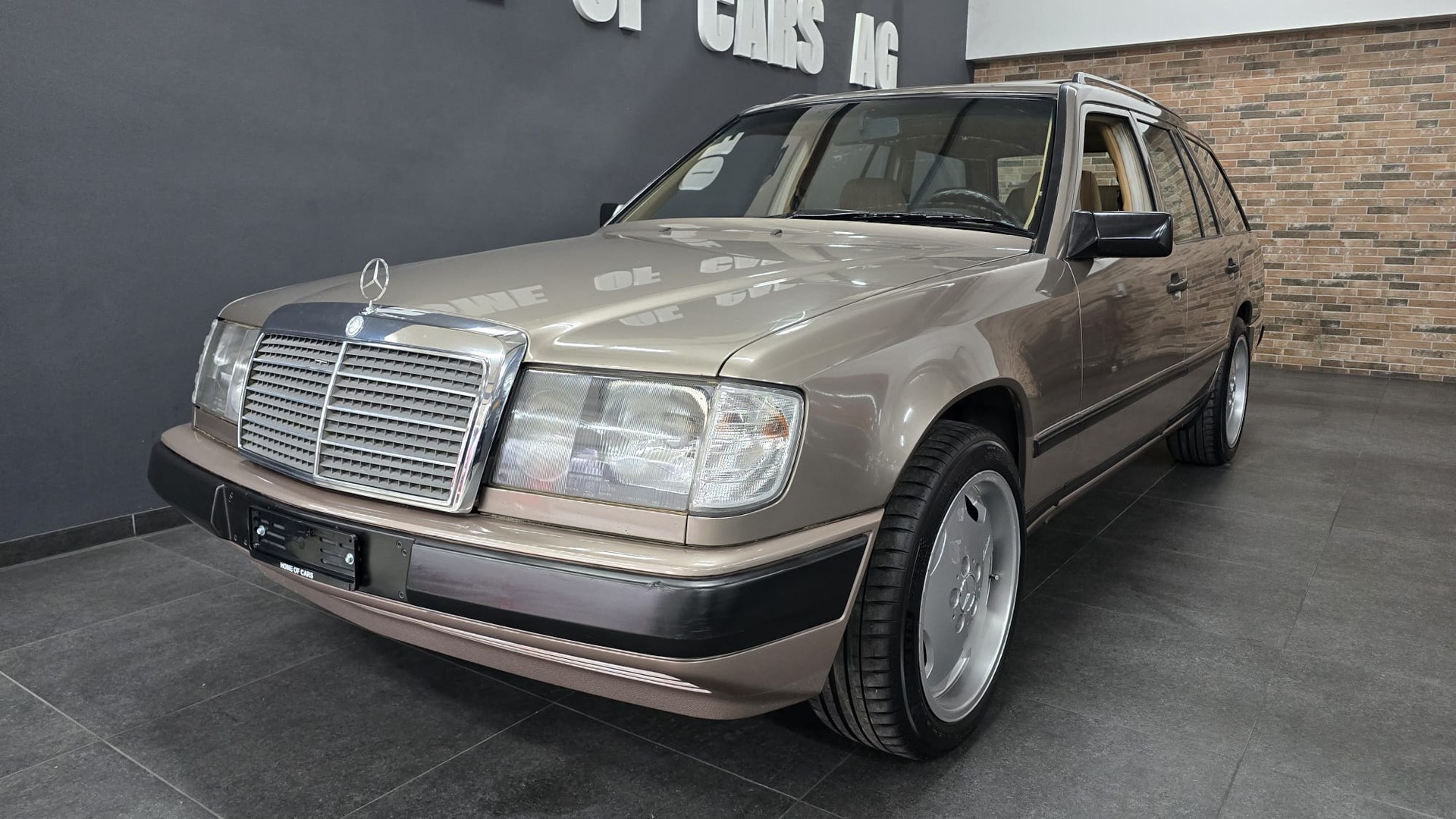 MERCEDES-BENZ 230 TE