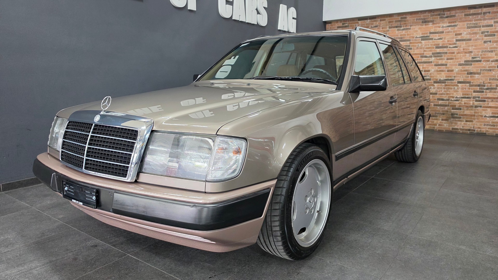 MERCEDES-BENZ 230 TE