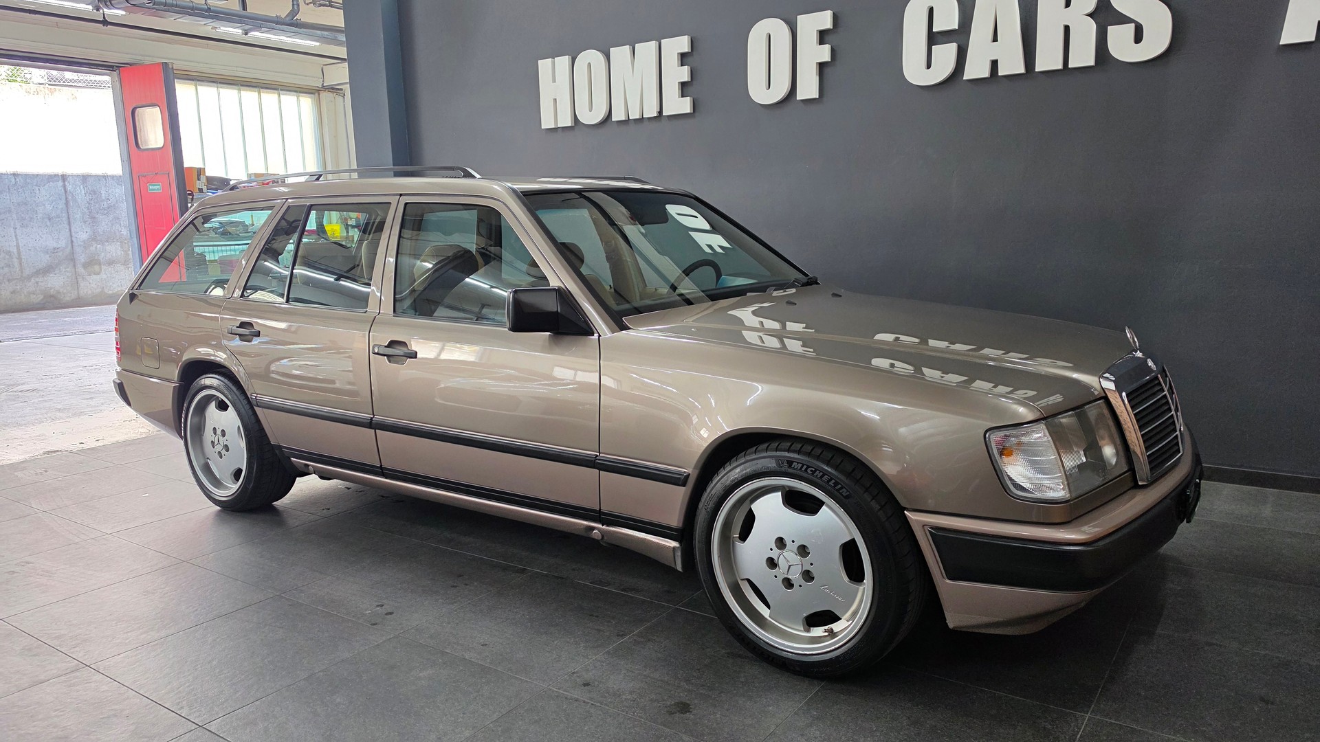 MERCEDES-BENZ 230 TE-image-17