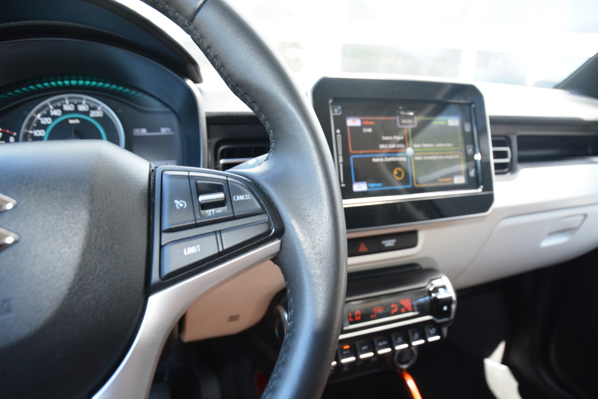 SUZUKI Ignis 1.2i Piz Sulai Top Hybrid 4x4-image-13