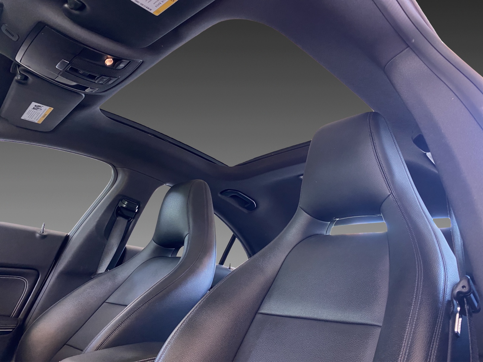 MERCEDES-BENZ CLA 250 Urban 7G-DCT 4Matic-image-10