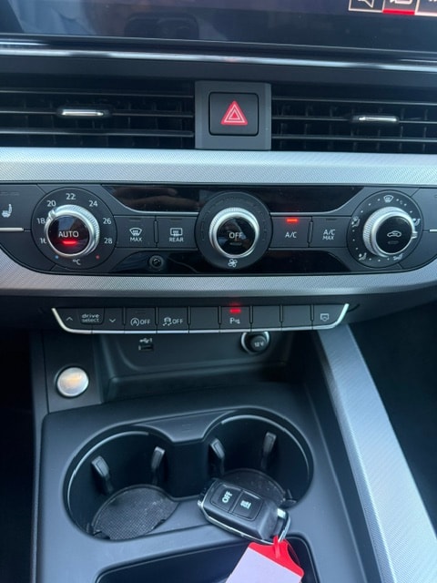 AUDI AVANT 40 TDI S-TRONIC 204 CV QUATTRO-image-9