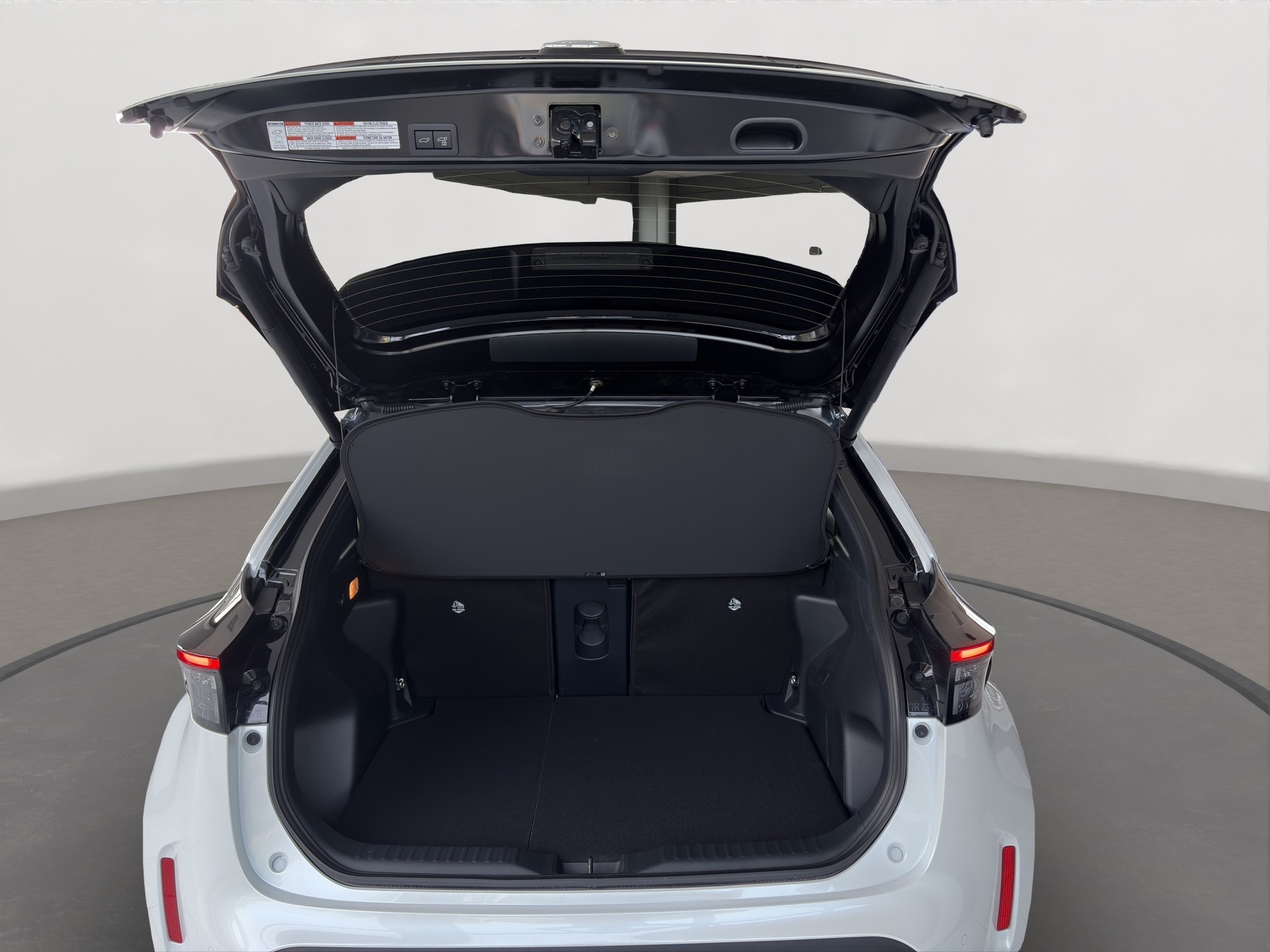 TOYOTA Yaris Cross 1.5 GR Sport e-CVT-image-5