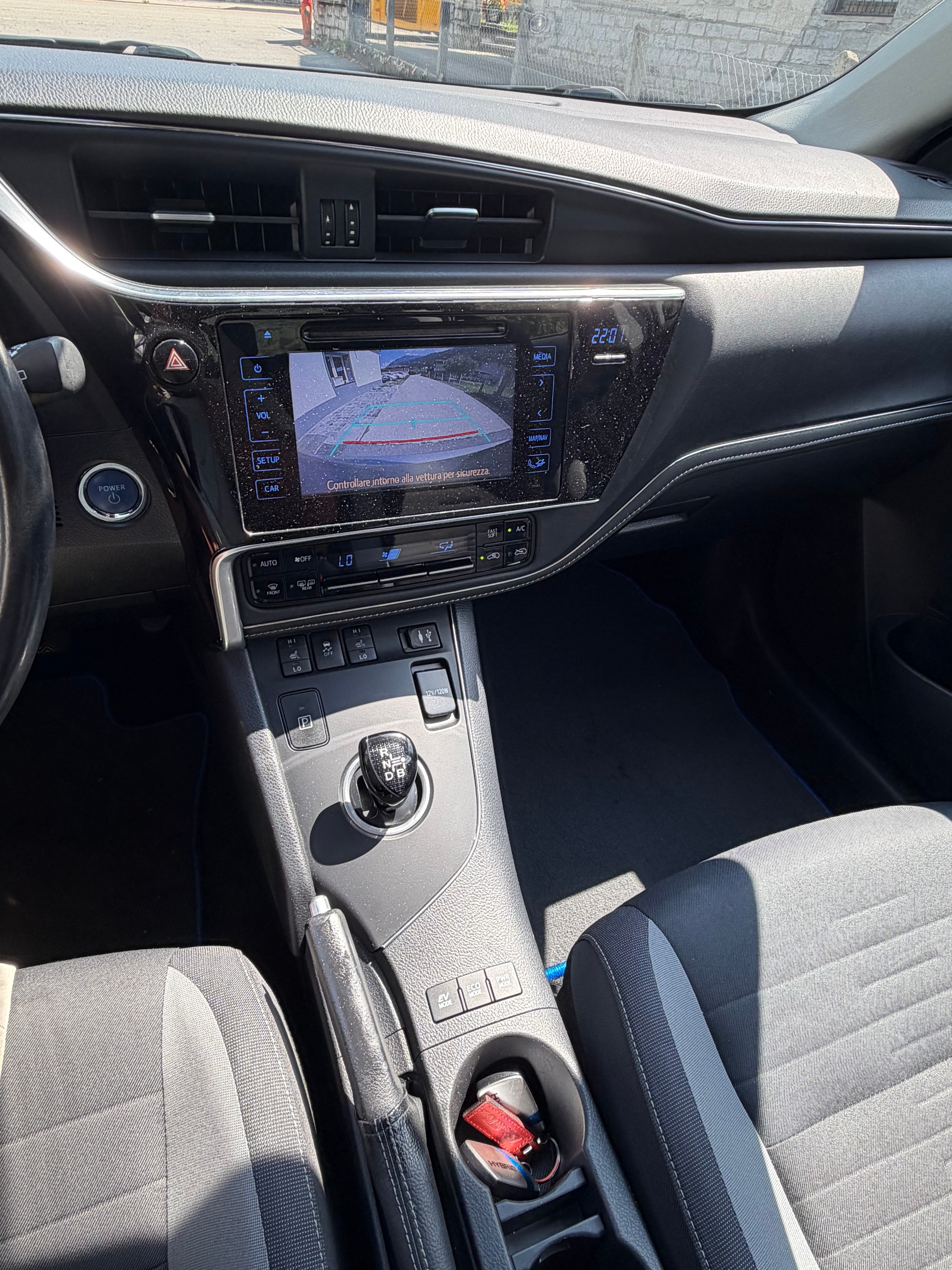 TOYOTA Auris 1.8 HSD Trend e-CVT MFK 07.26-image-11