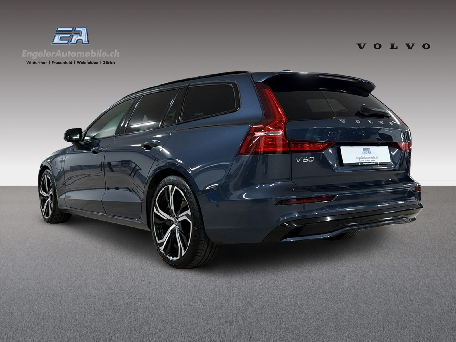 VOLVO V60 2.0 T6 TE Plus Dark eAWD-showroom-element-3