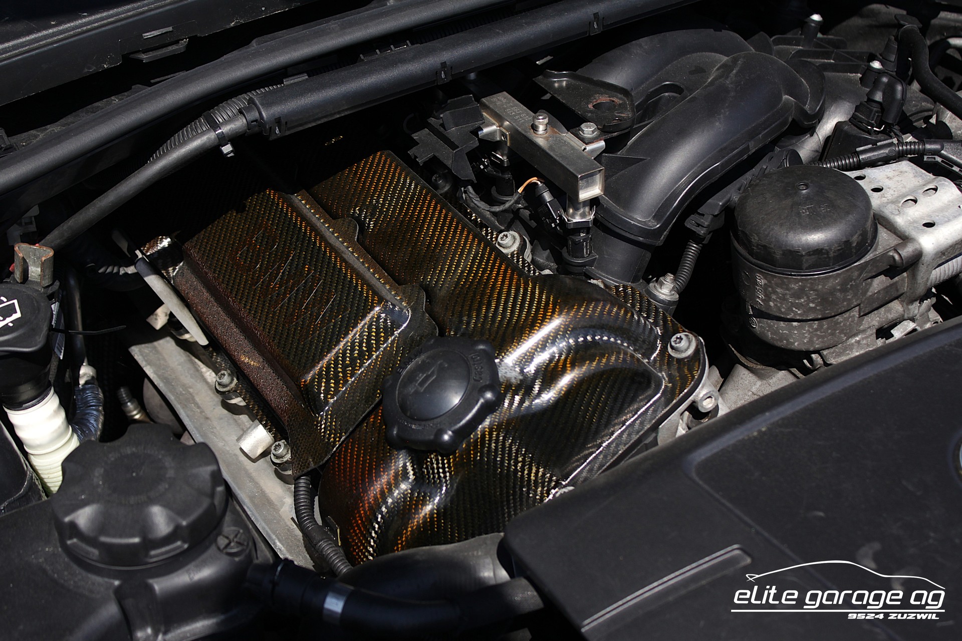 BMW 320si 1/2600-image-15