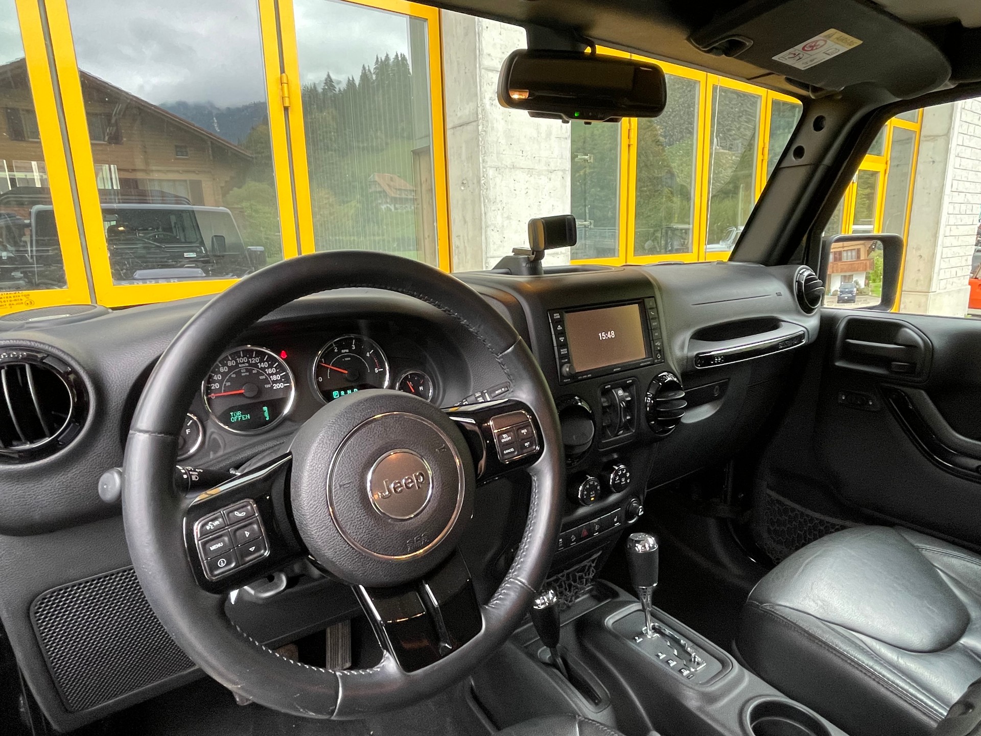 JEEP Wrangler 2.8CRD Unlimited Black Edition II Aut.-image-11