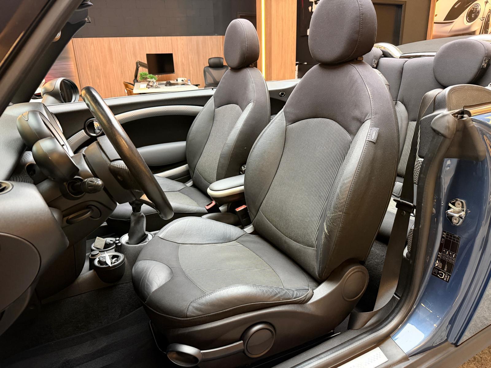 MINI Cabrio R57 1.6i Cooper S-image-12
