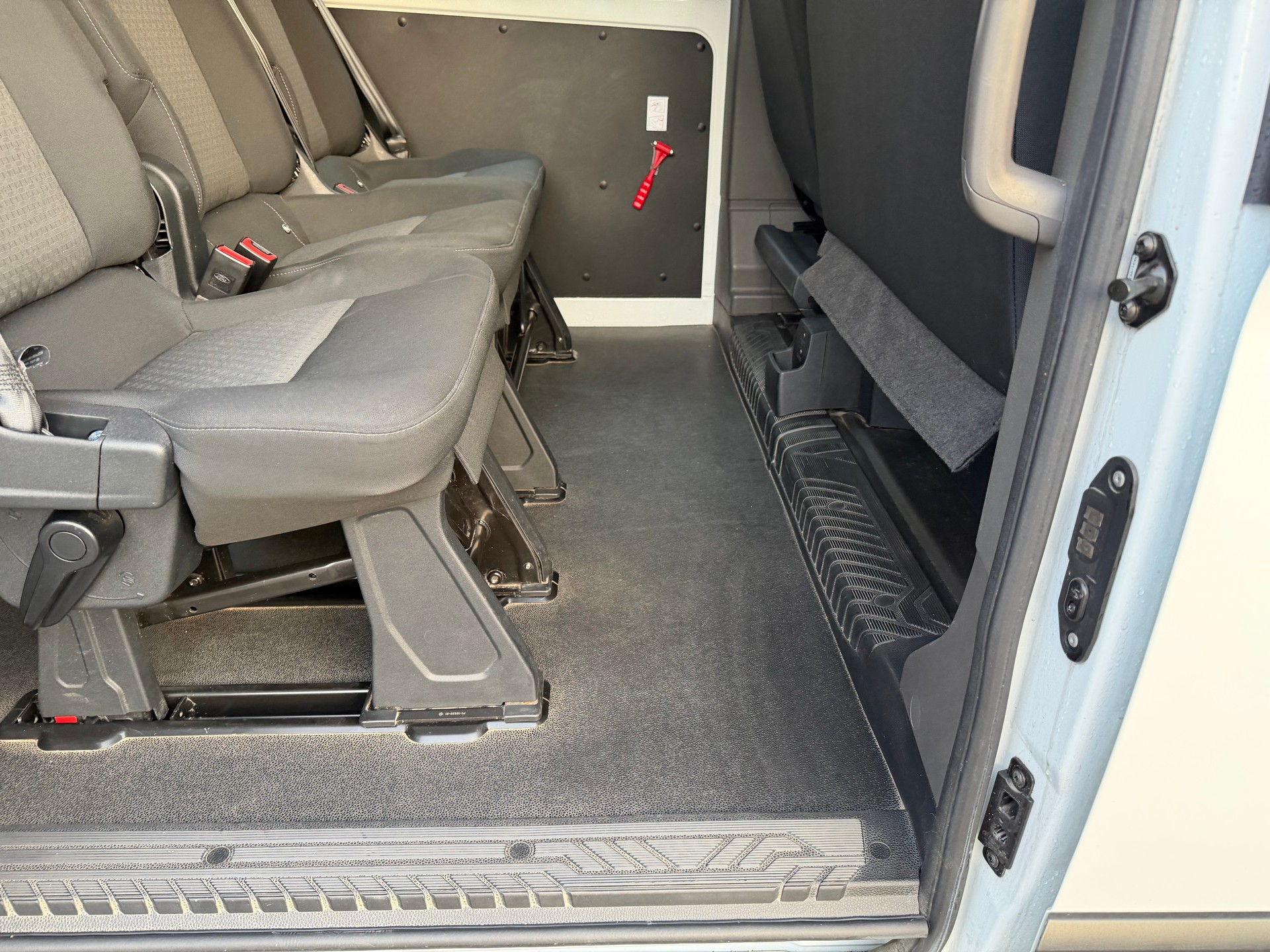 FORD Transit Custom 320 L1H1 Ambiente TACHYGRAPHE —- 9. PLACES-image-17