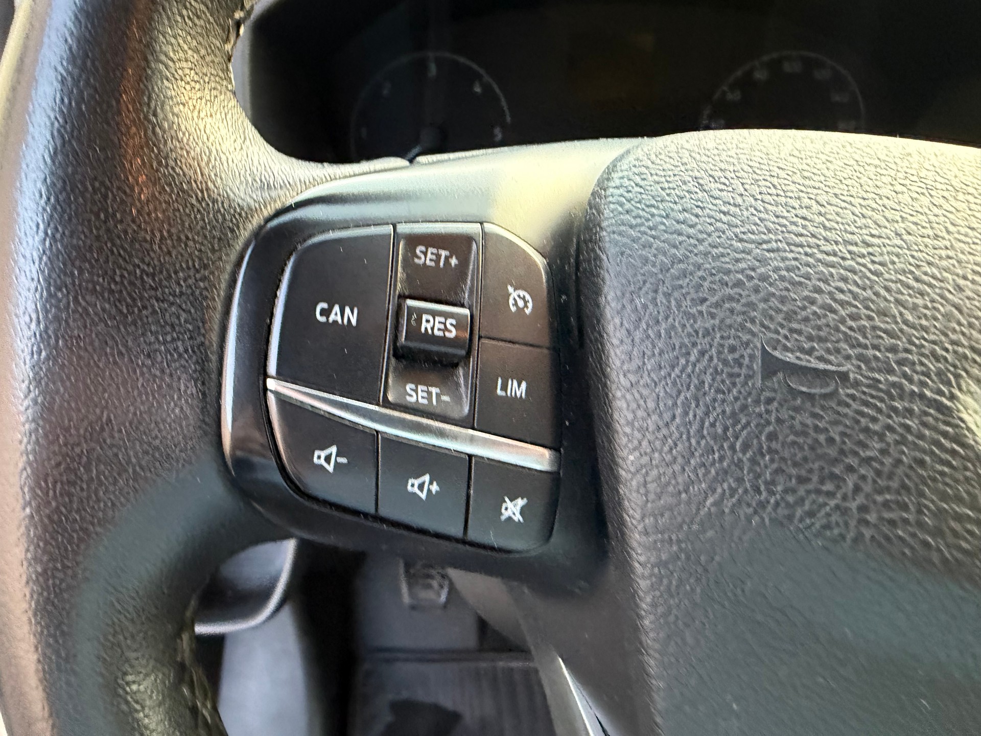 FORD Transit Custom 320 L1H1 Ambiente TACHYGRAPHE —- 9. PLACES-image-40