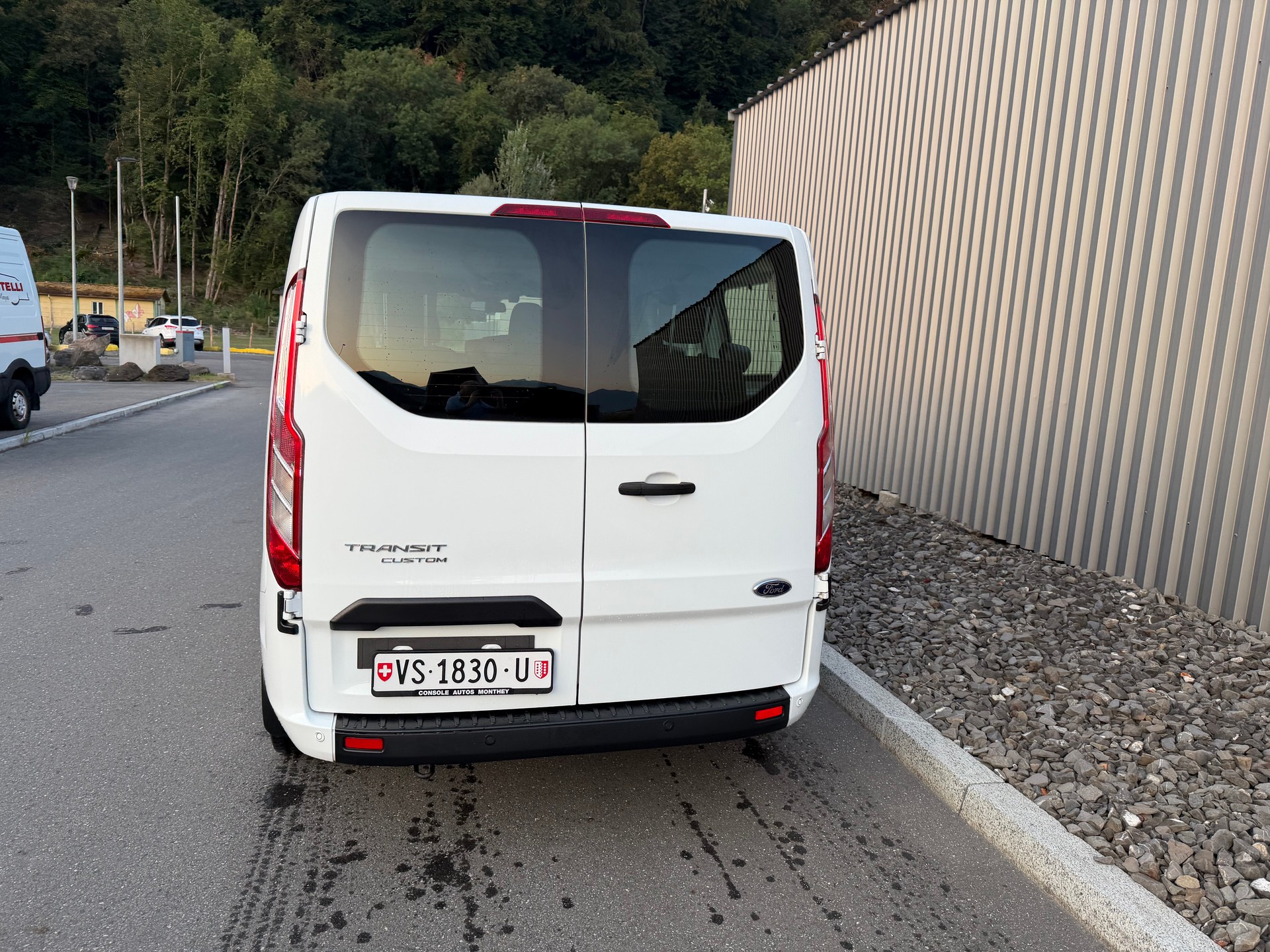 FORD Transit Custom 320 L1H1 Ambiente TACHYGRAPHE —- 9. PLACES-showroom-element-3