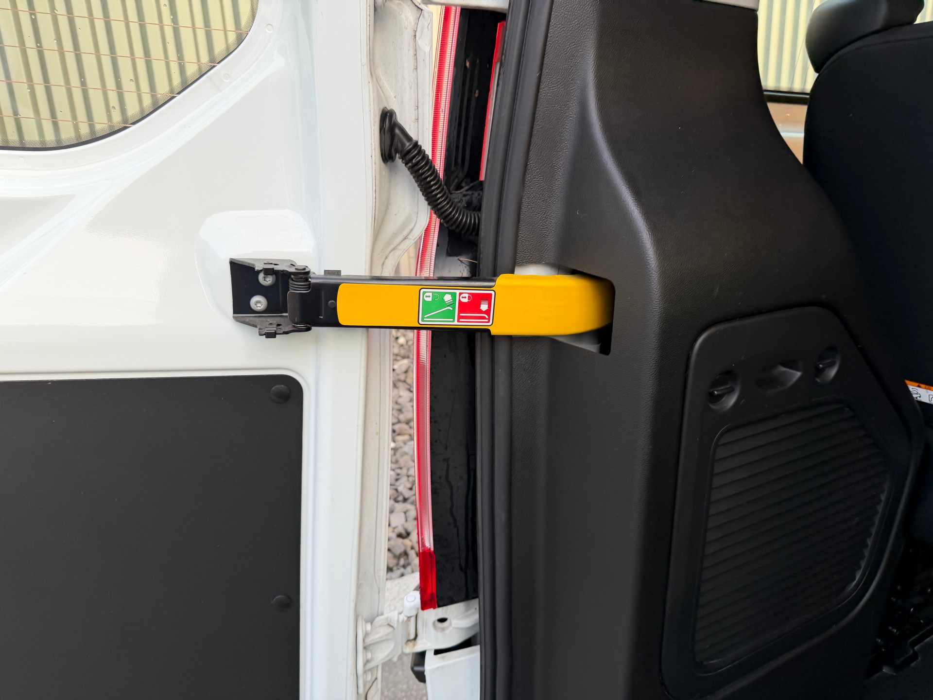 FORD Transit Custom 320 L1H1 Ambiente TACHYGRAPHE —- 9. PLACES-image-20