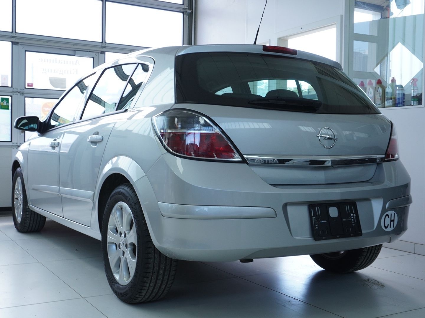 OPEL Astra 1.8i 16V Diamond-showroom-element-1