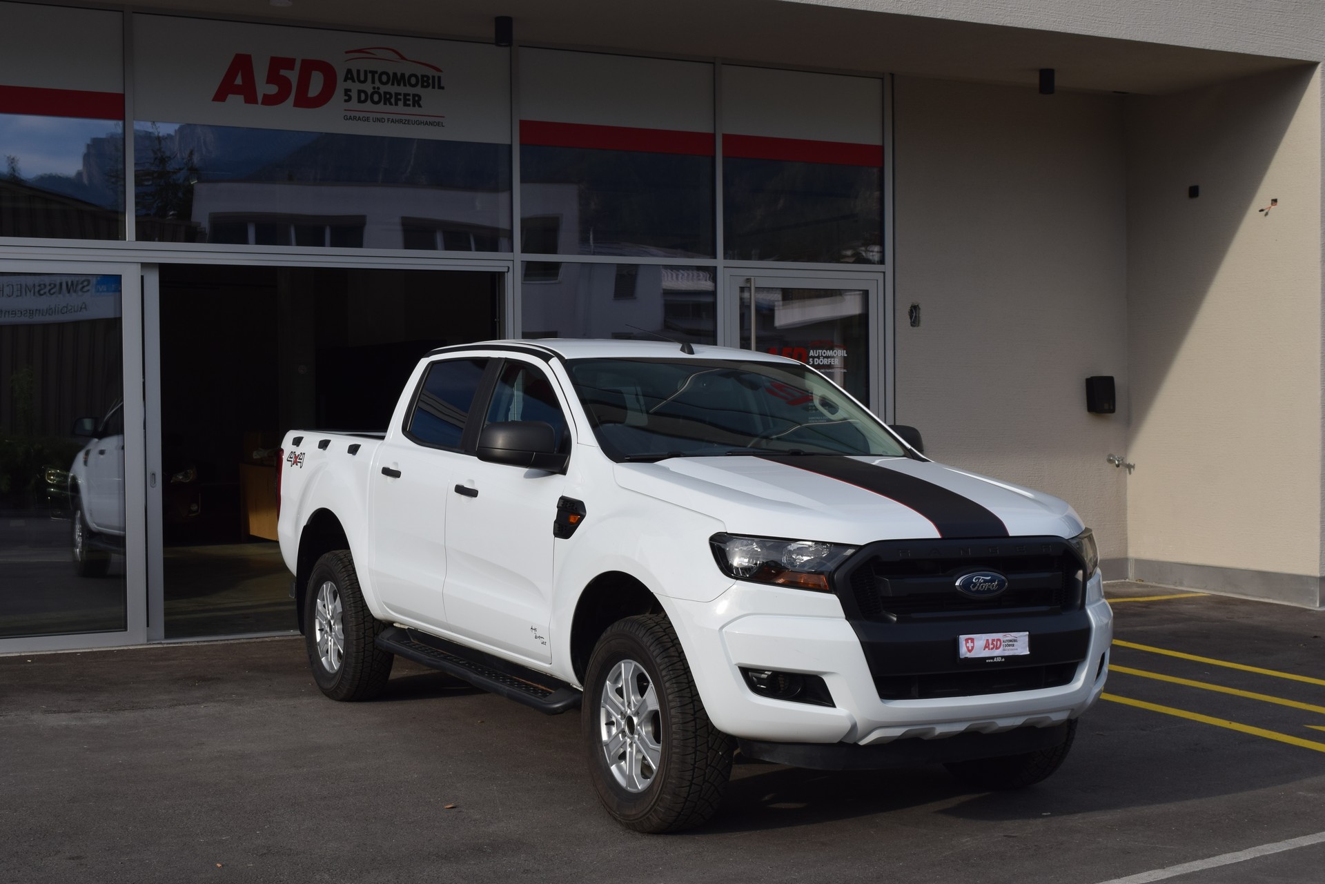 FORD Ranger XL 2.2 TDCi 4x4-showroom-element-2