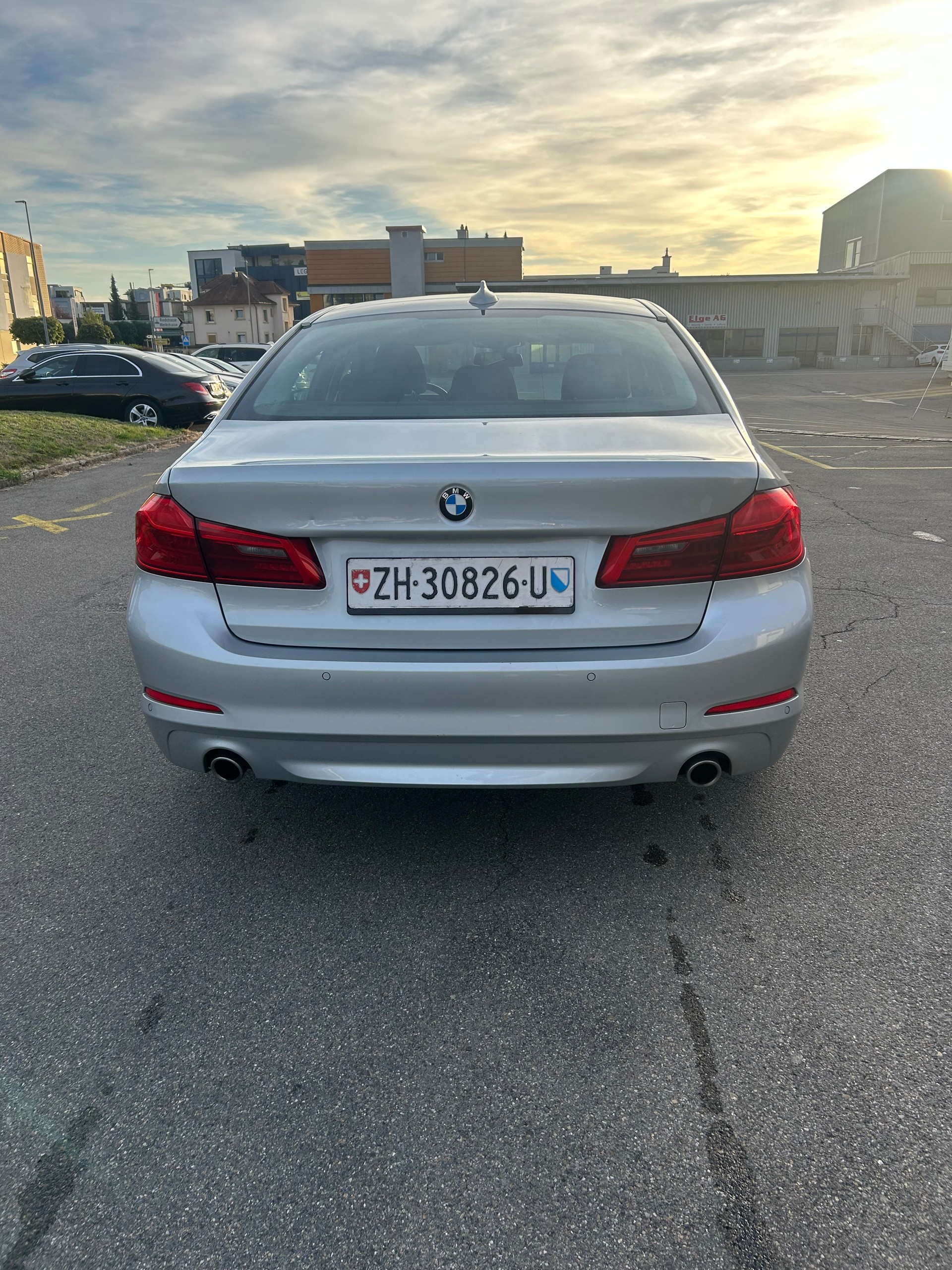 BMW 520d xDrive Steptronic-image-13