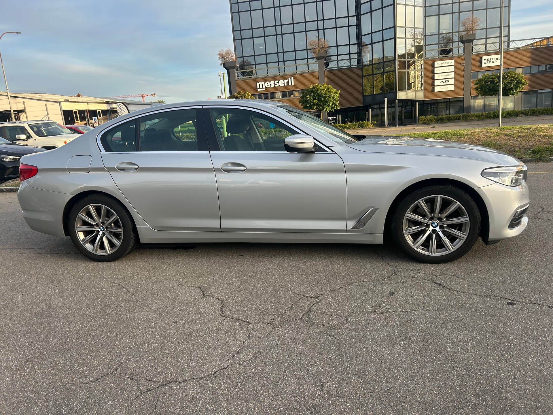 BMW 520d xDrive Steptronic-image-5