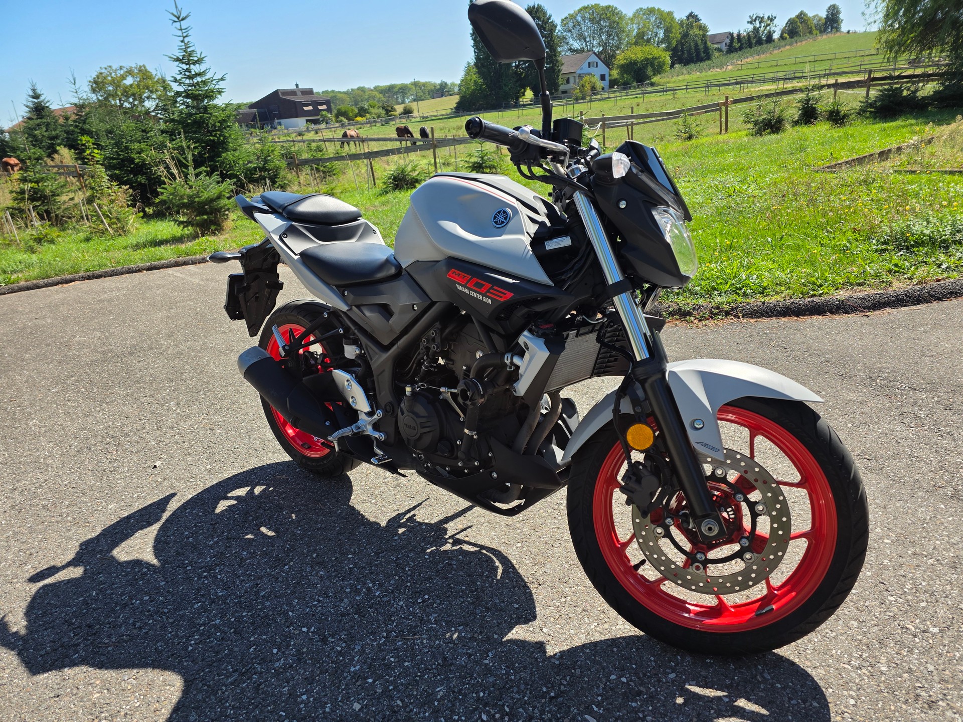 YAMAHA MT-03 ABS-image-1