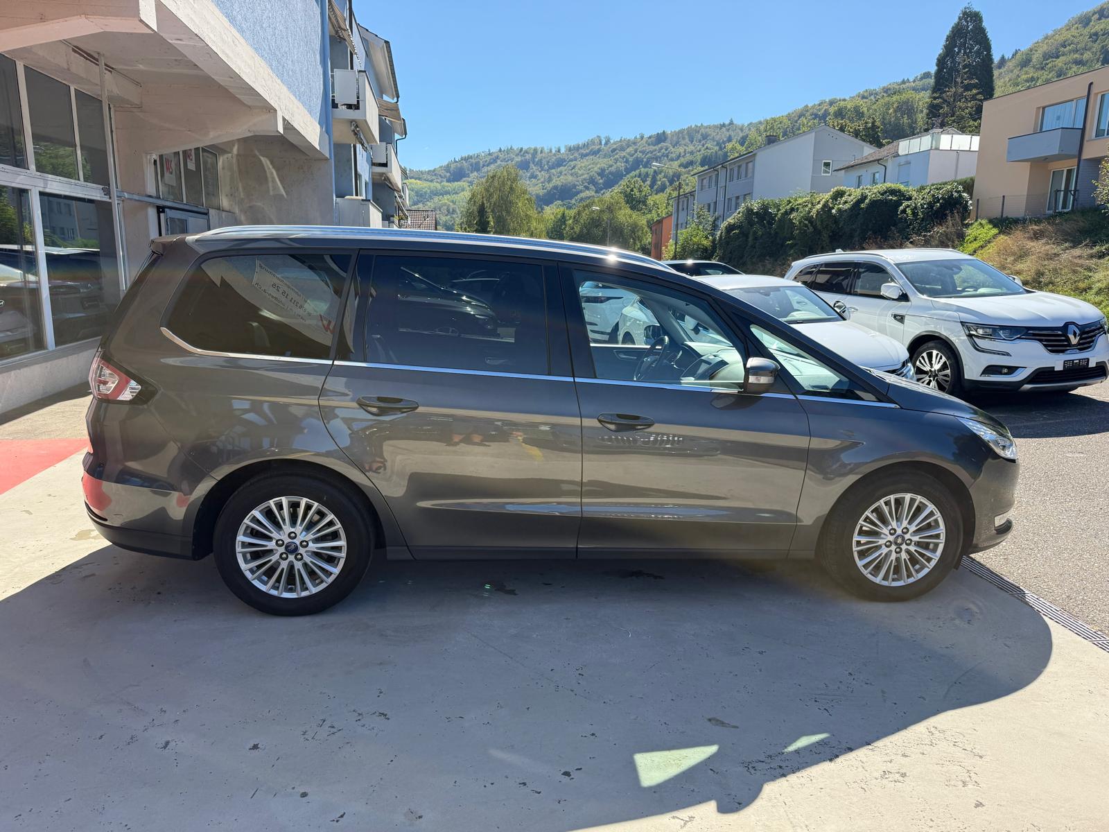FORD Galaxy 2.0 TDCi Titanium AWD PowerShift-showroom-element-3