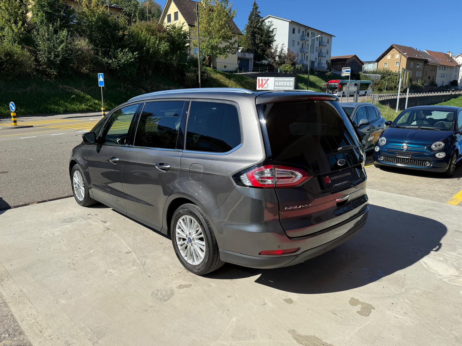FORD Galaxy 2.0 TDCi Titanium AWD PowerShift-image-5