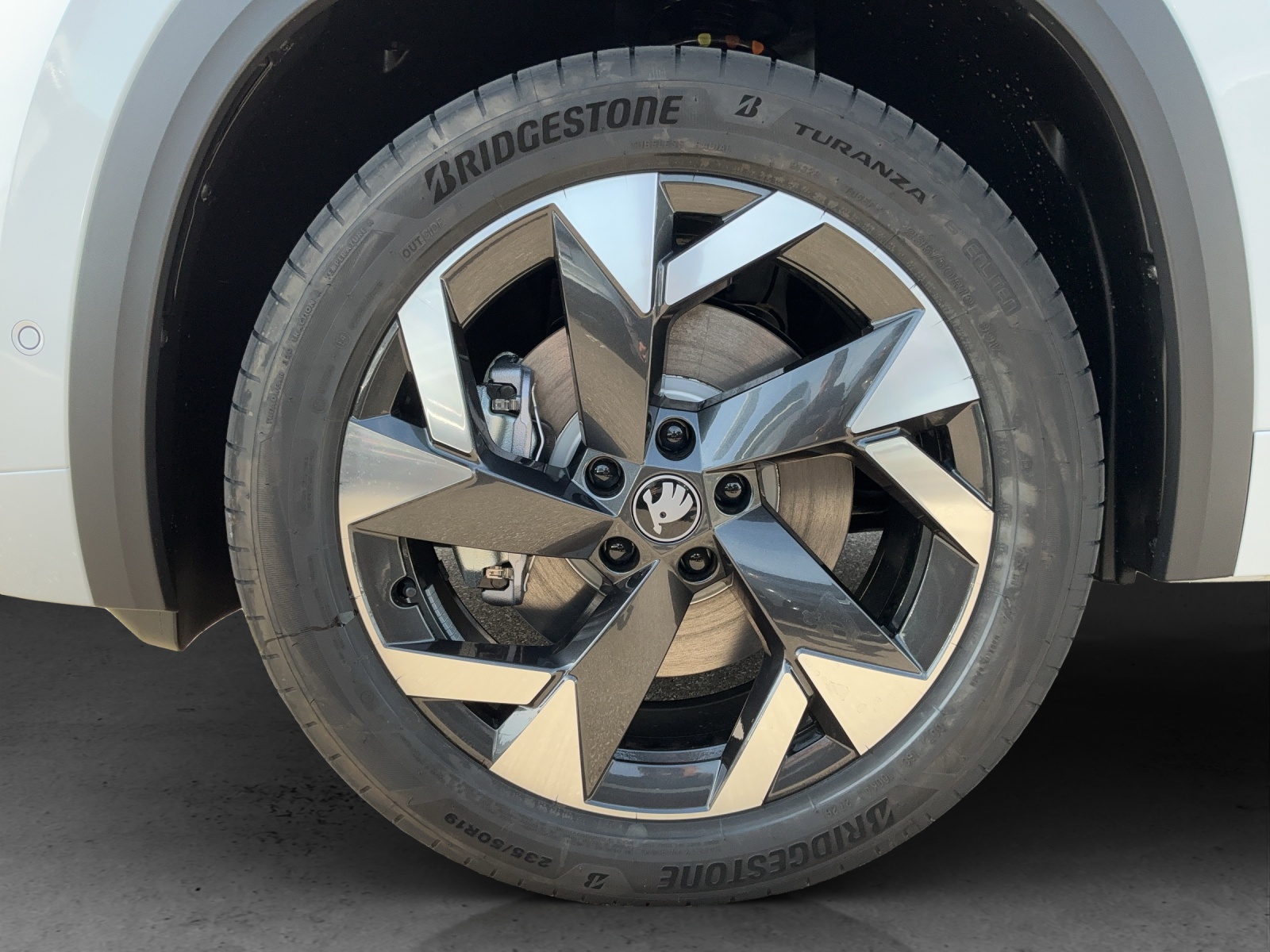 SKODA Kodiaq 2.0 TSI Sportline 4x4-image-12
