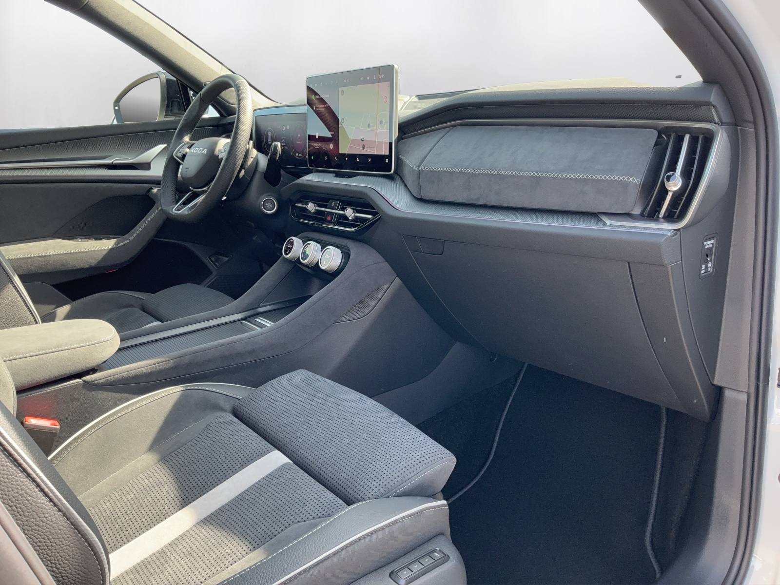 SKODA Kodiaq 2.0 TSI Sportline 4x4-image-13