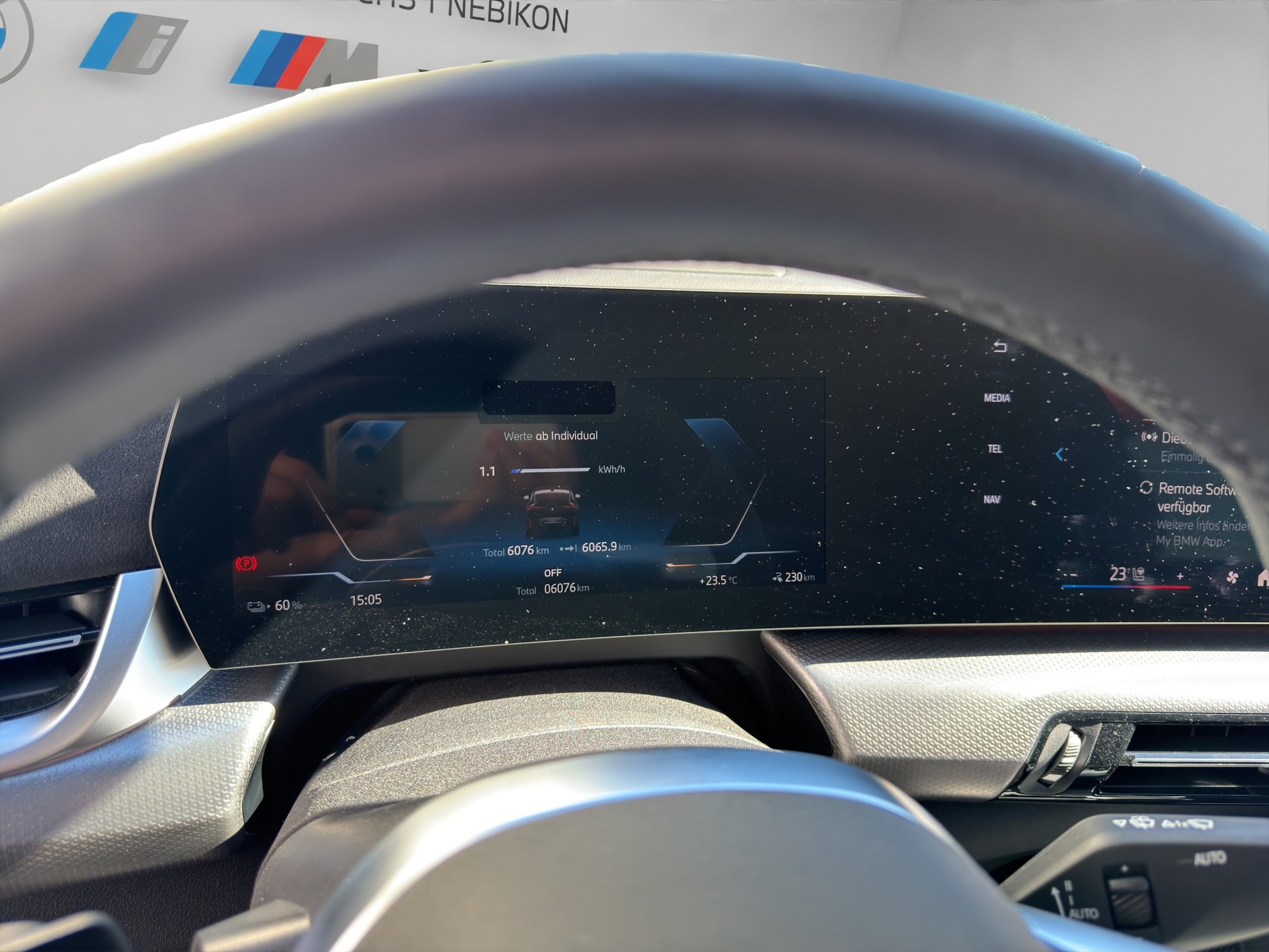 BMW iX2 xDrive 30 M Sport Pro-image-13