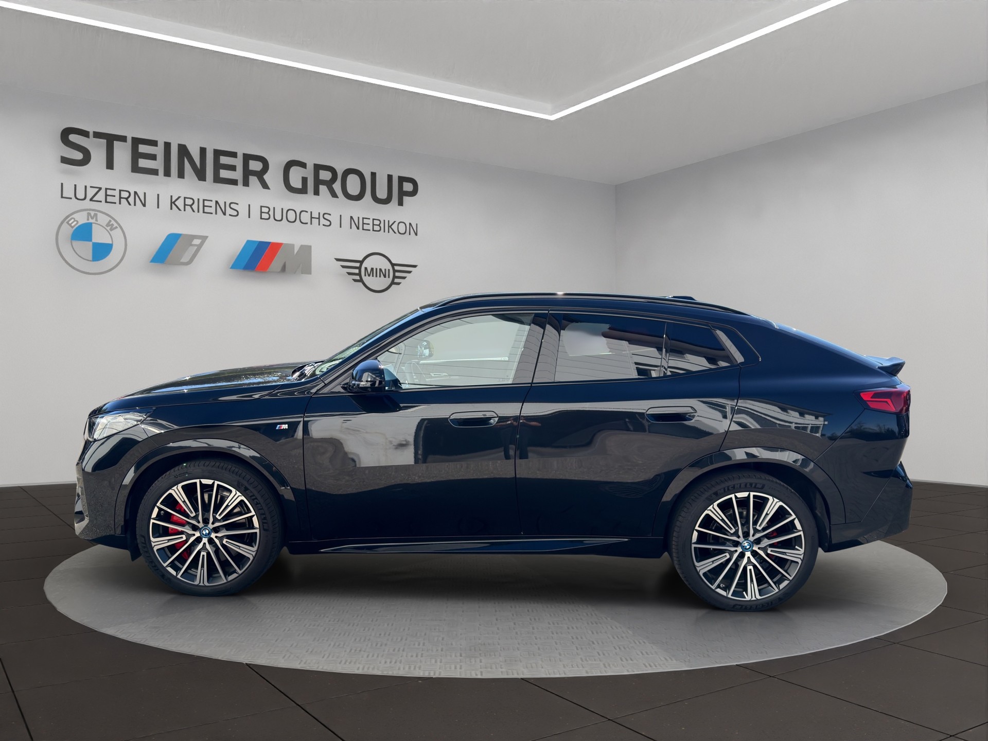 BMW iX2 xDrive 30 M Sport Pro-image-8